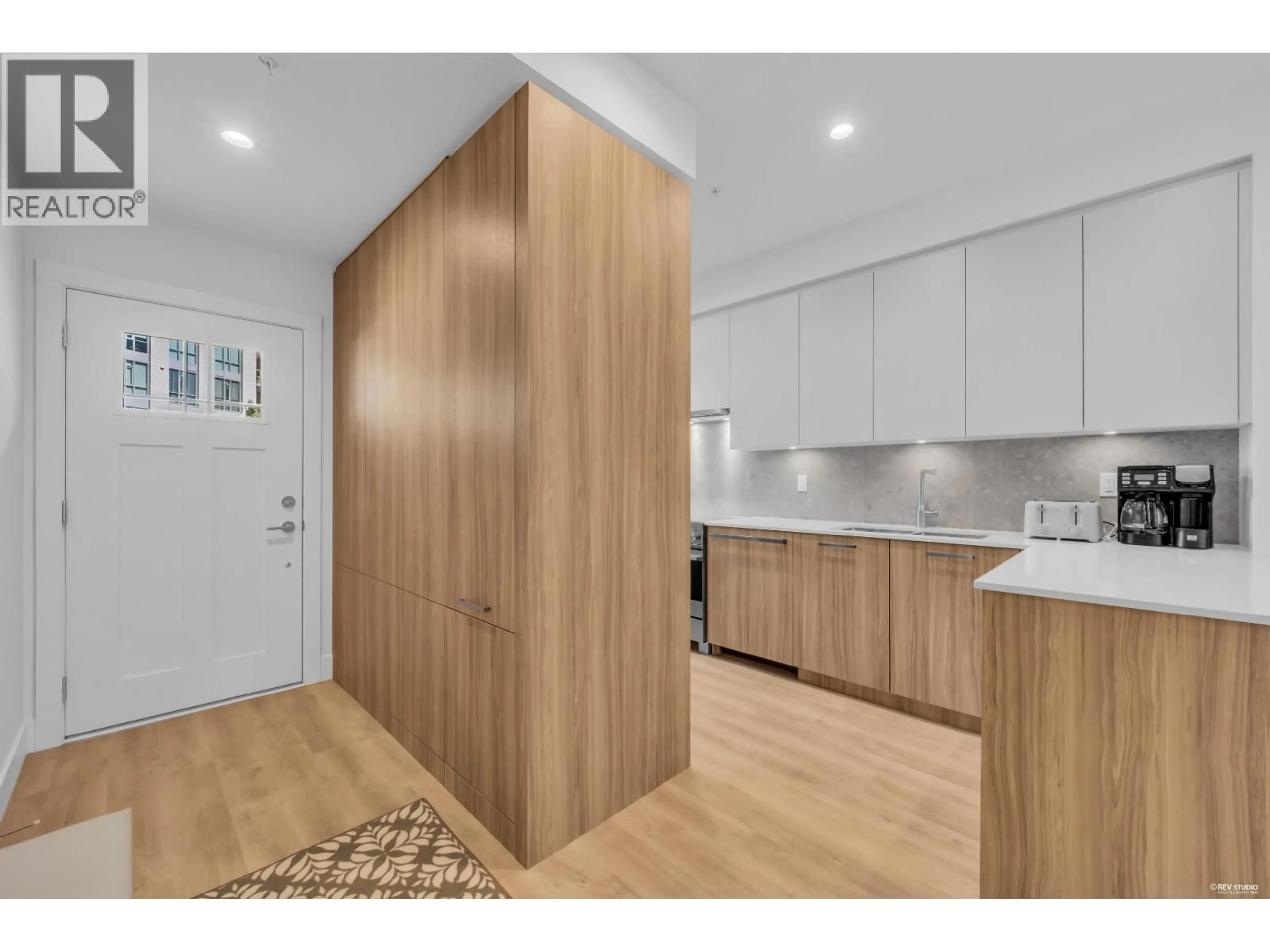 Unknown for 103 - 2320 EMERY COURT, North Vancouver British Columbia V7J0G3