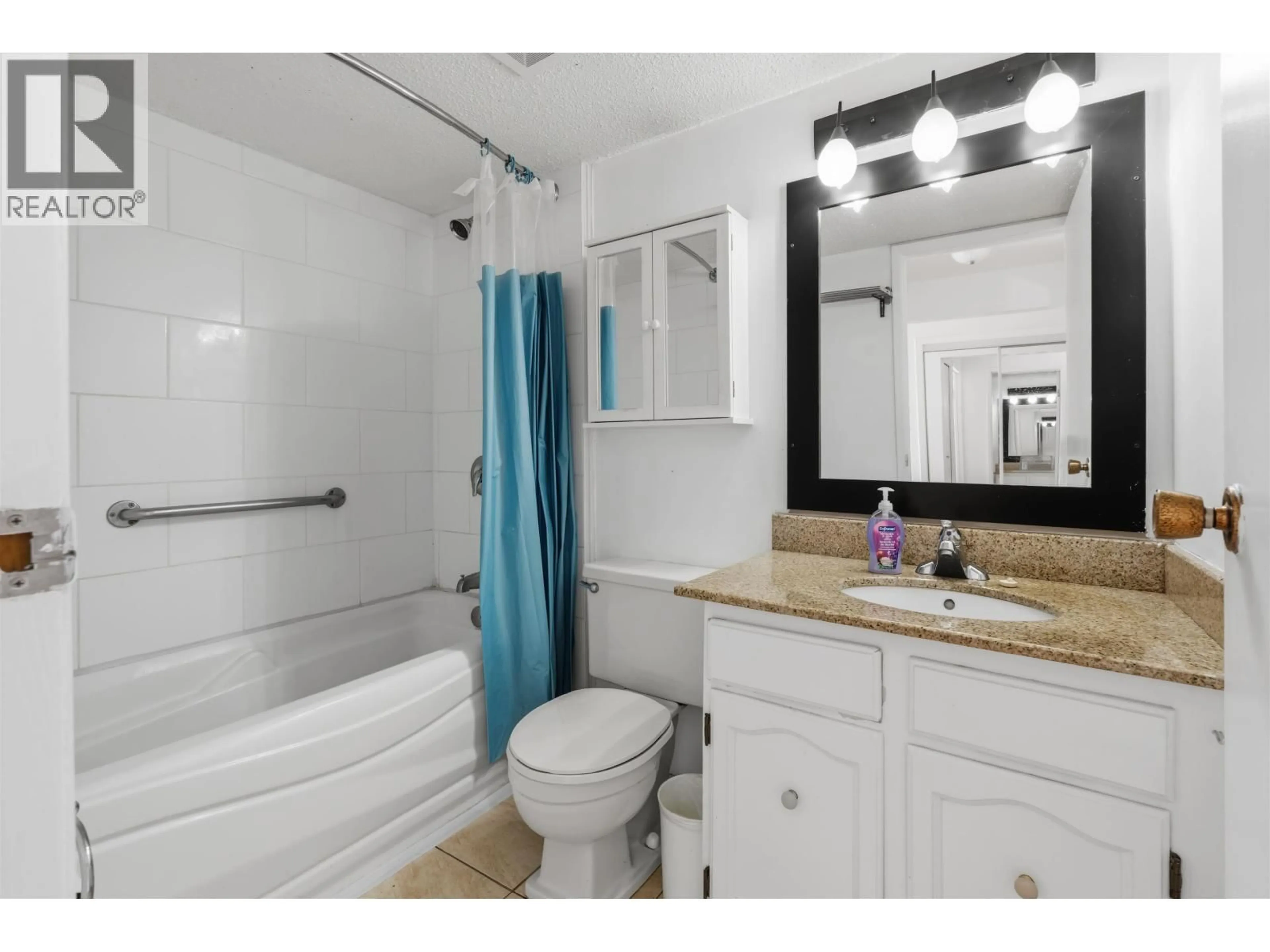 Standard bathroom, unknown for 205 - 7831 NO 1 ROAD, Richmond British Columbia V7C1T7