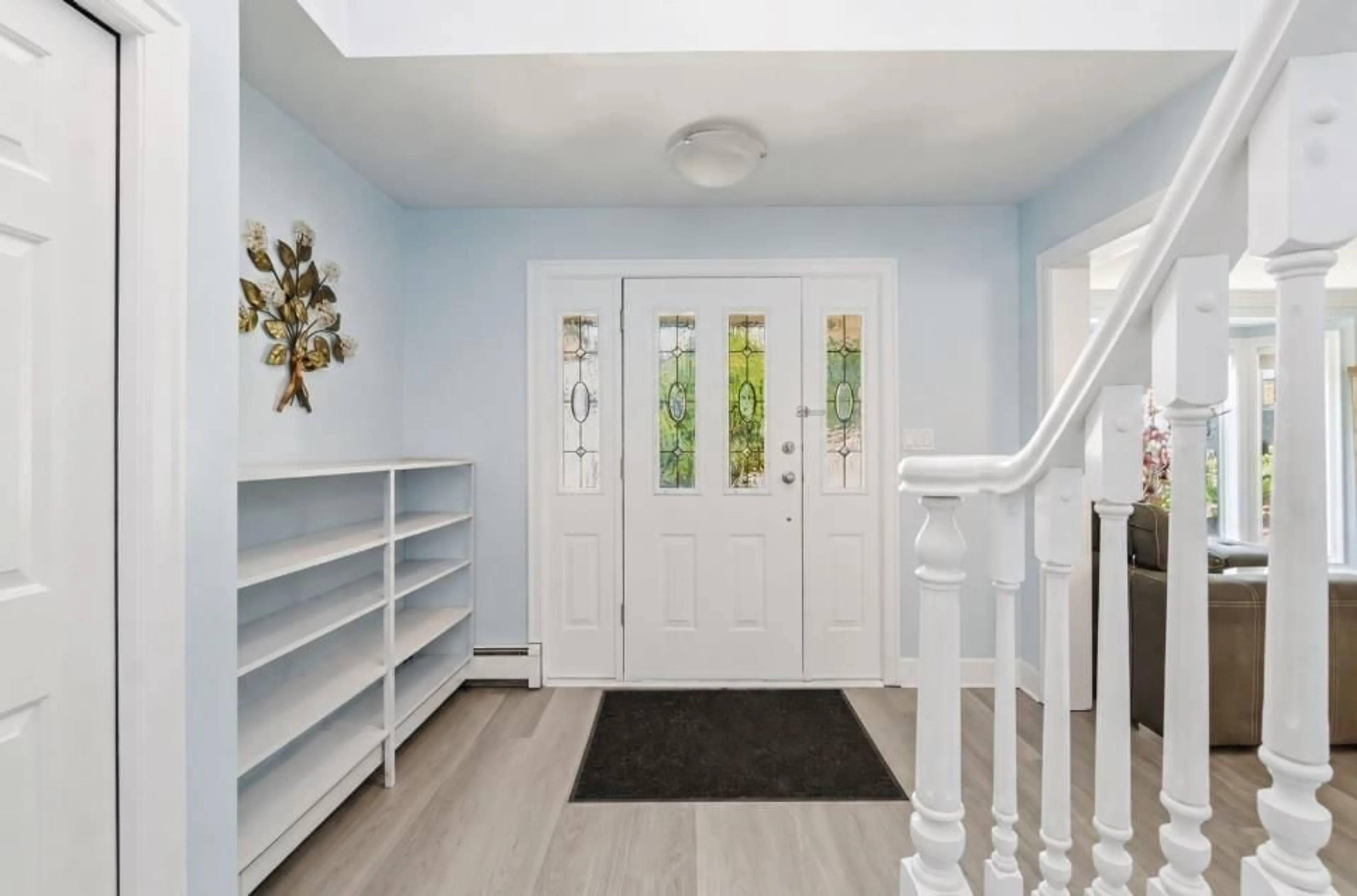 Indoor entryway for 31064 SOUTHERN DRIVE, Abbotsford British Columbia V2T5K3