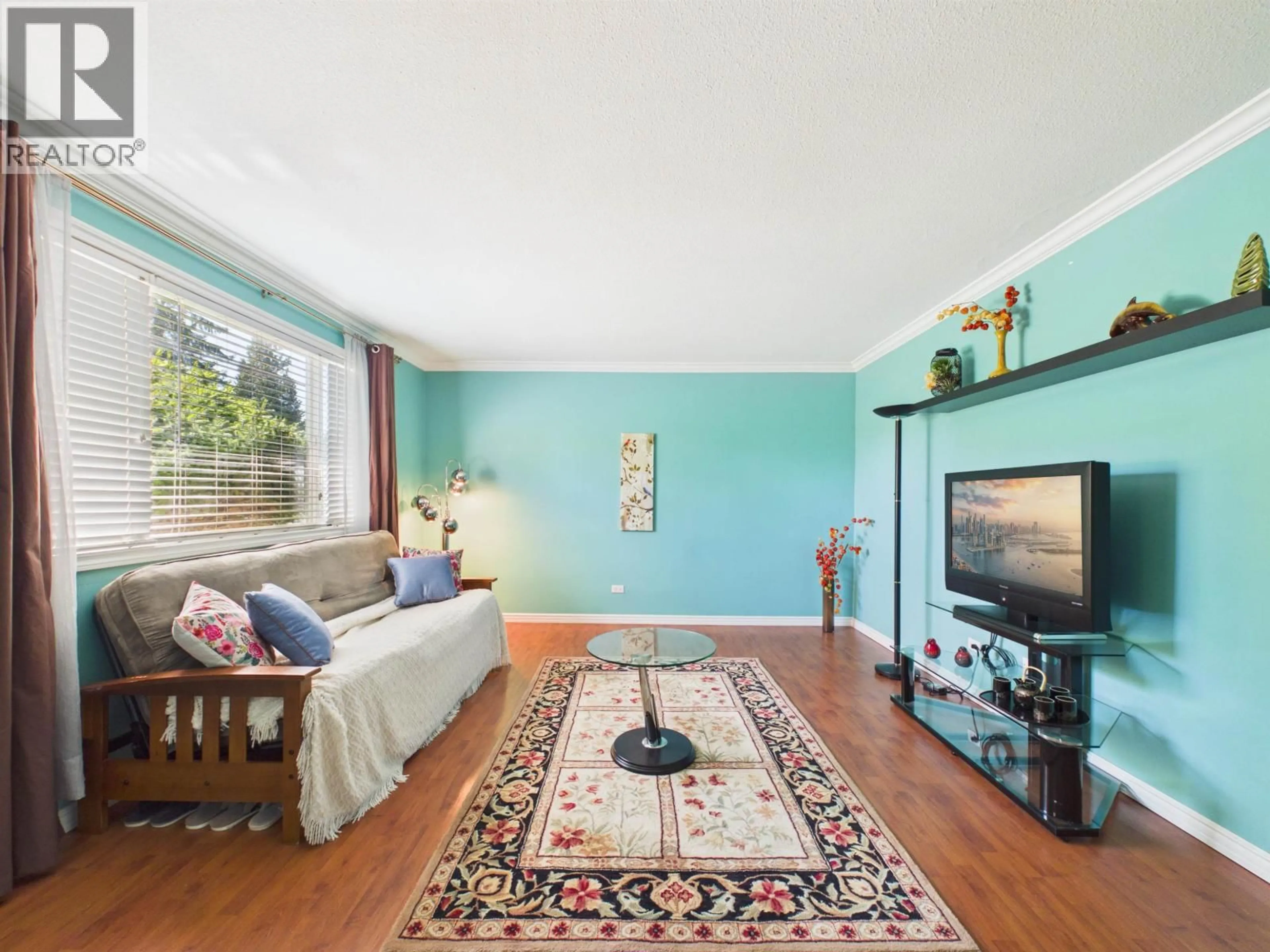 Living room with furniture, unknown for 20875 CAMWOOD AVENUE, Maple Ridge British Columbia V2X2N9