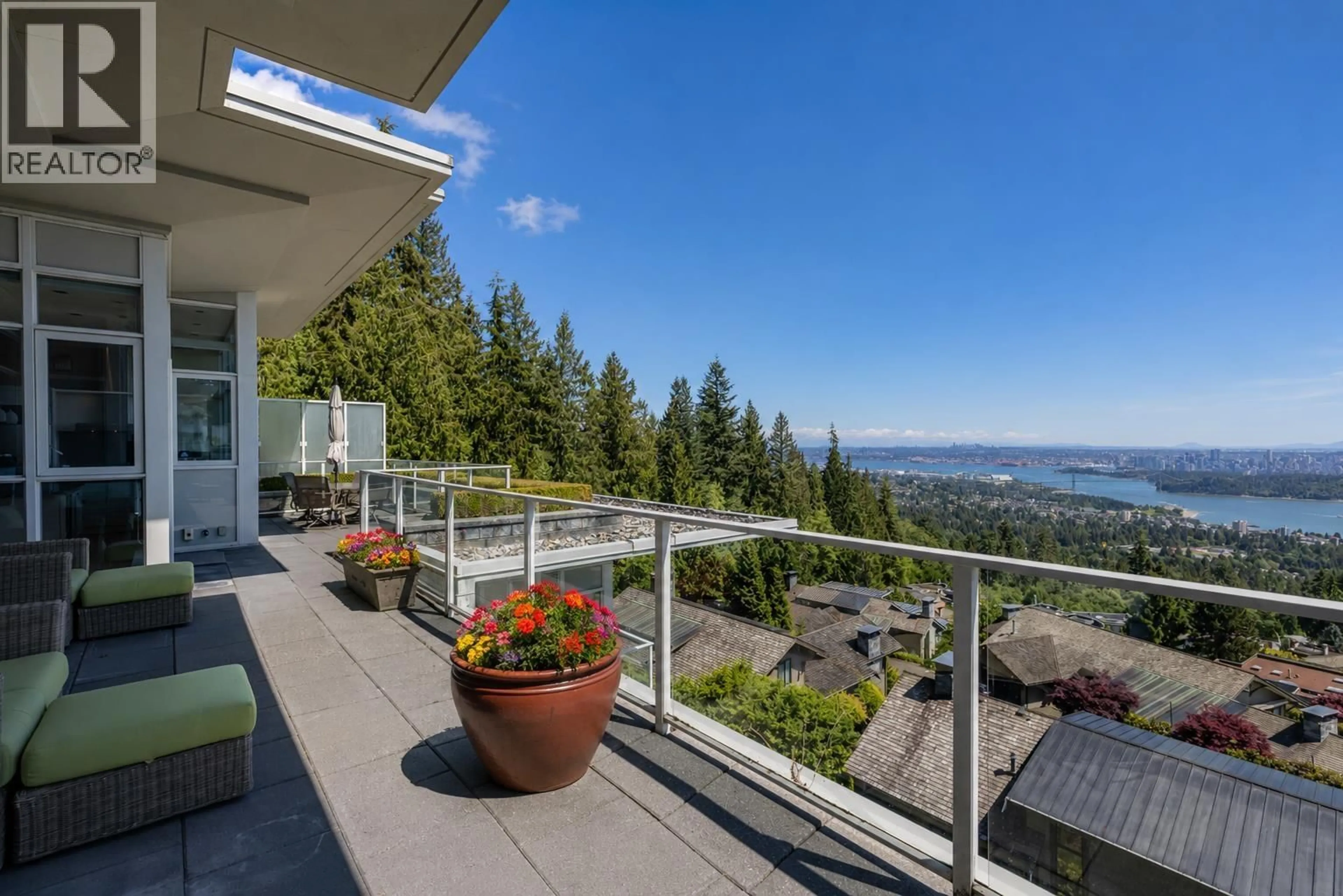 Patio, mountain view for PH2 - 2200 CHIPPENDALE ROAD, West Vancouver British Columbia V7S3J4
