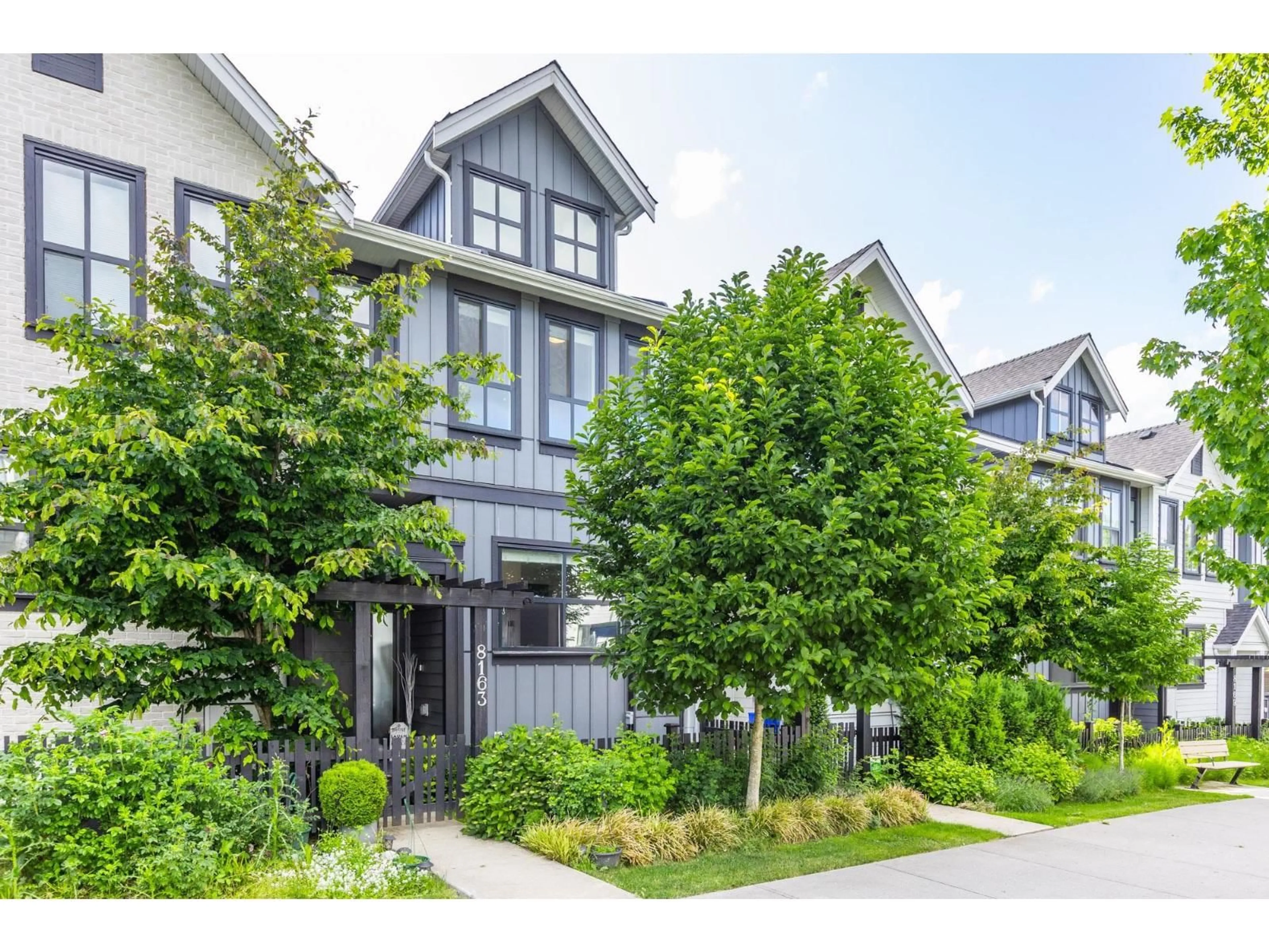 Unknown for 8163 202 STREET, Langley British Columbia V2Y3K2