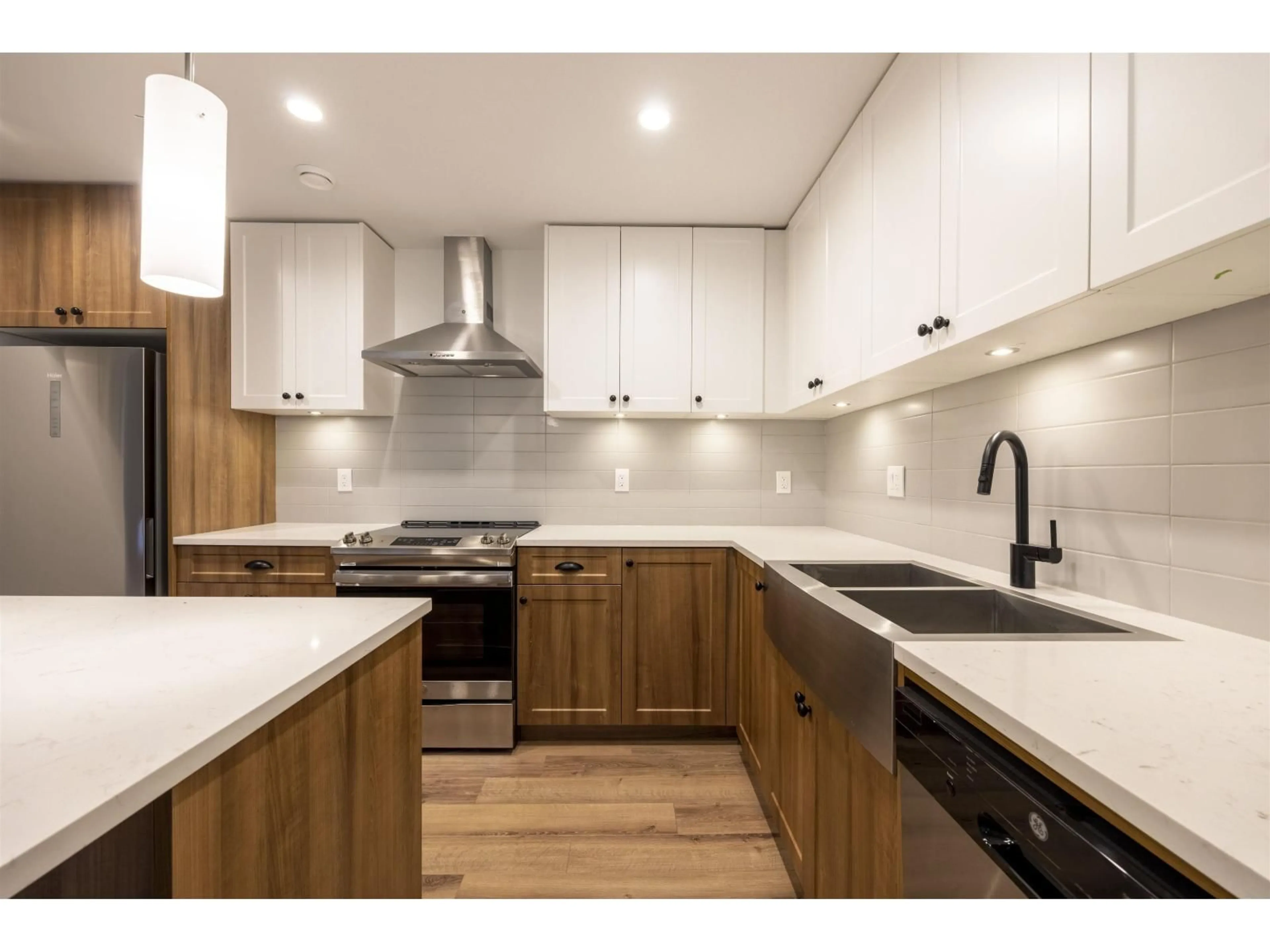 Open concept kitchen, unknown for 81 - 20487 65 AVENUE, Langley British Columbia V2Y3K8