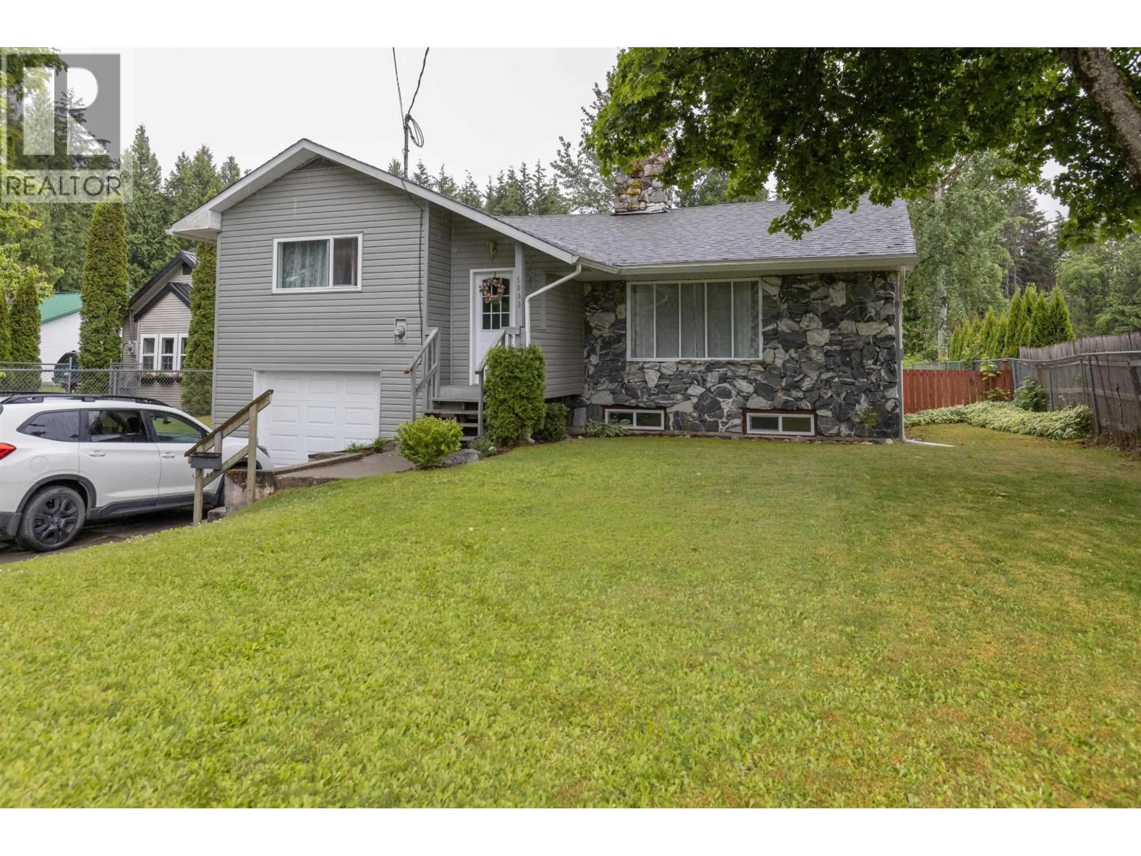 Home with vinyl exterior material, street for 5033 AGAR AVENUE, Terrace British Columbia V8G1H9