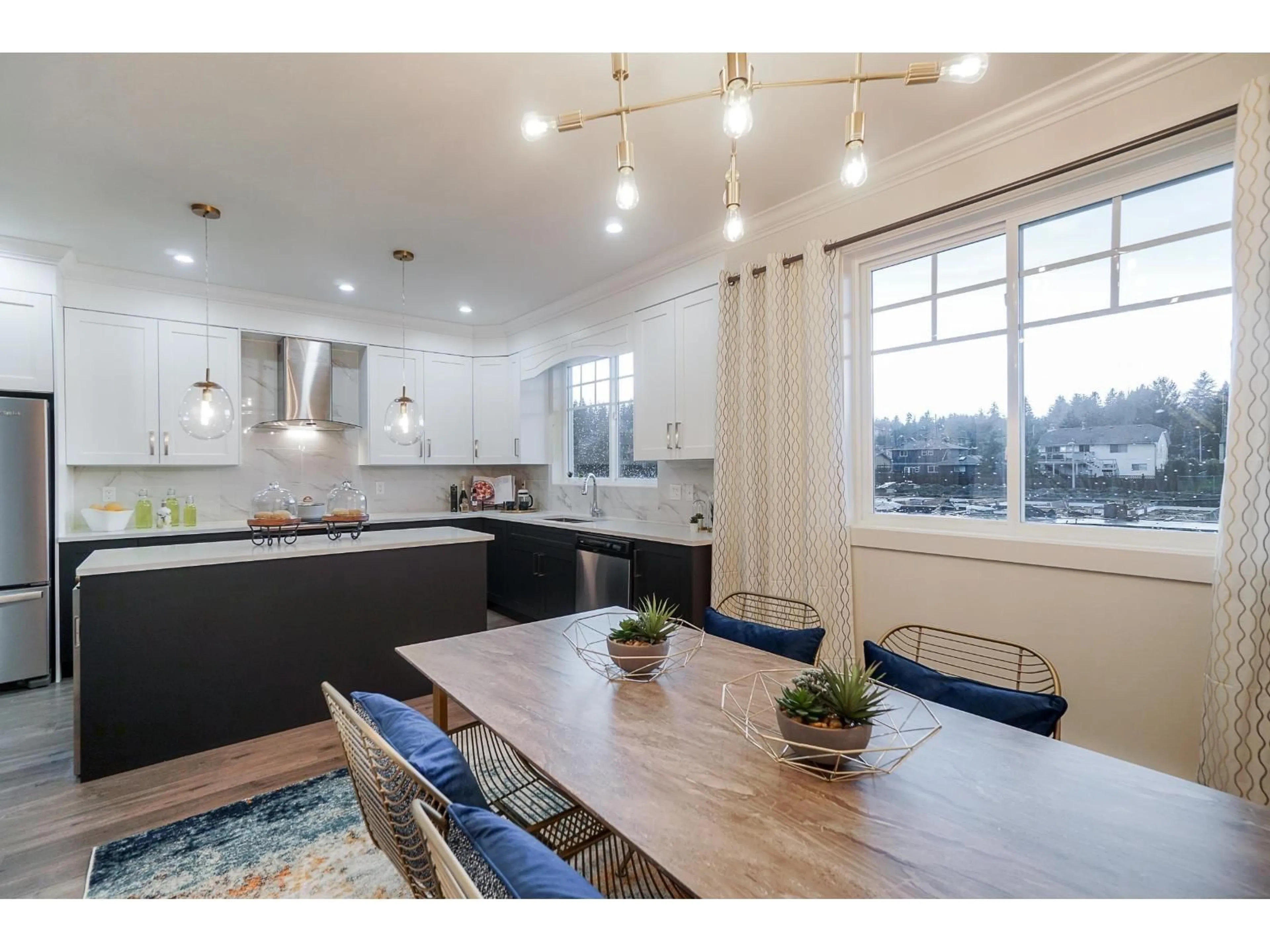 Open concept kitchen, wood/laminate floor for 54 - 13898 64 AVENUE, Surrey British Columbia V3W1L6