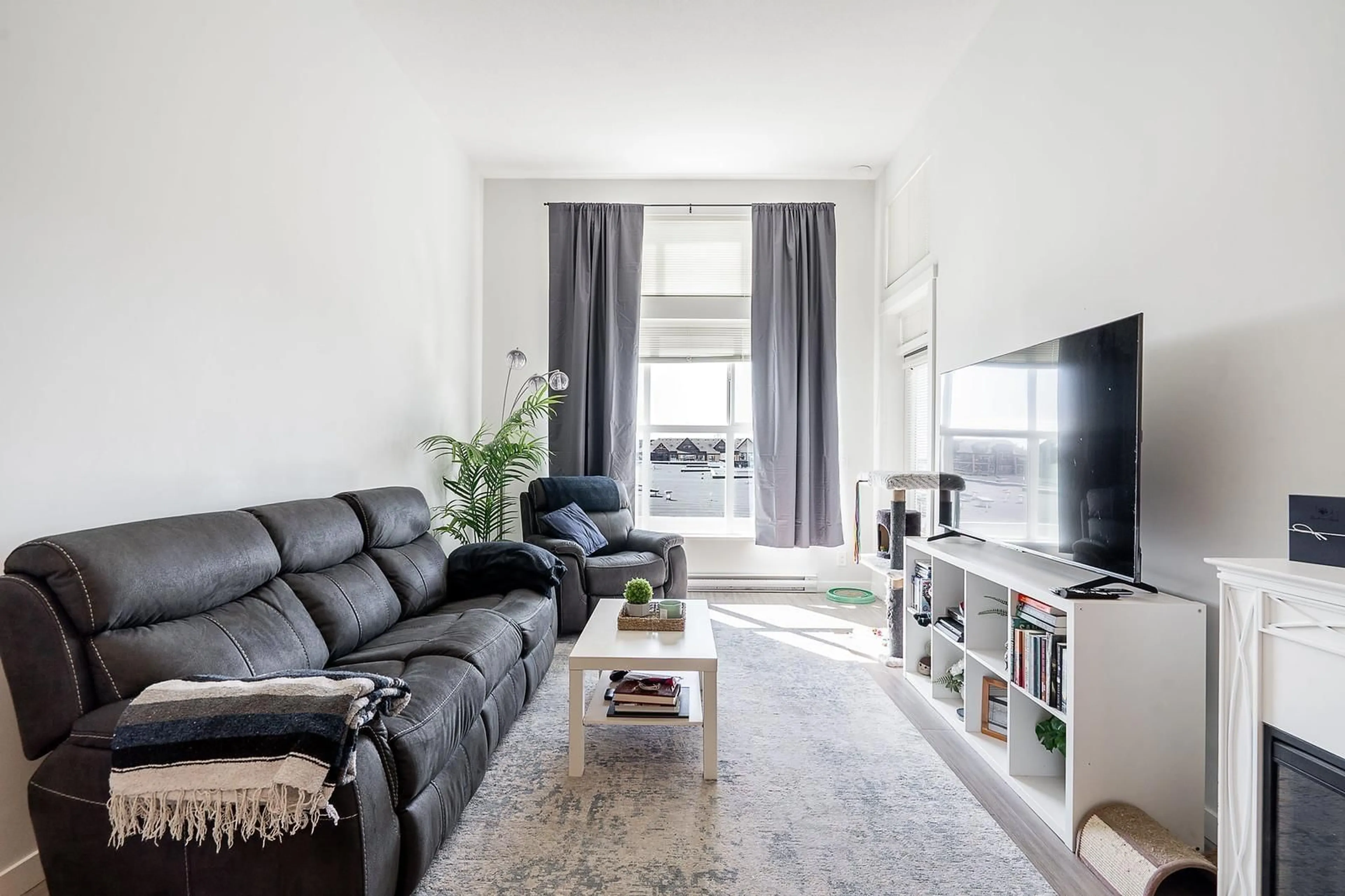 Living room with furniture, unknown for C620 - 8150 207 STREET, Langley British Columbia V2Y4J5