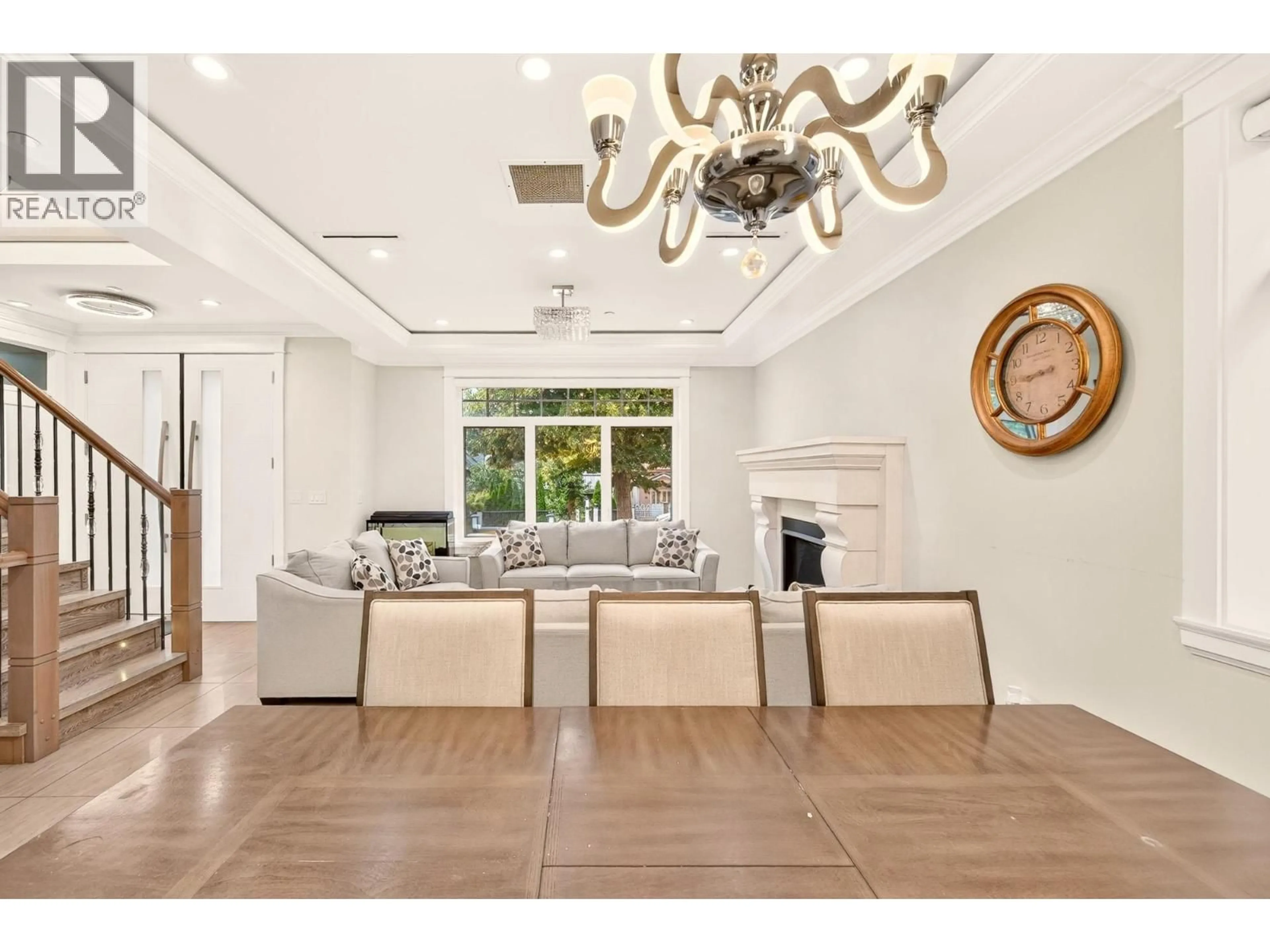 Unknown for 5886 SHERBROOKE STREET, Vancouver British Columbia V5W3M9