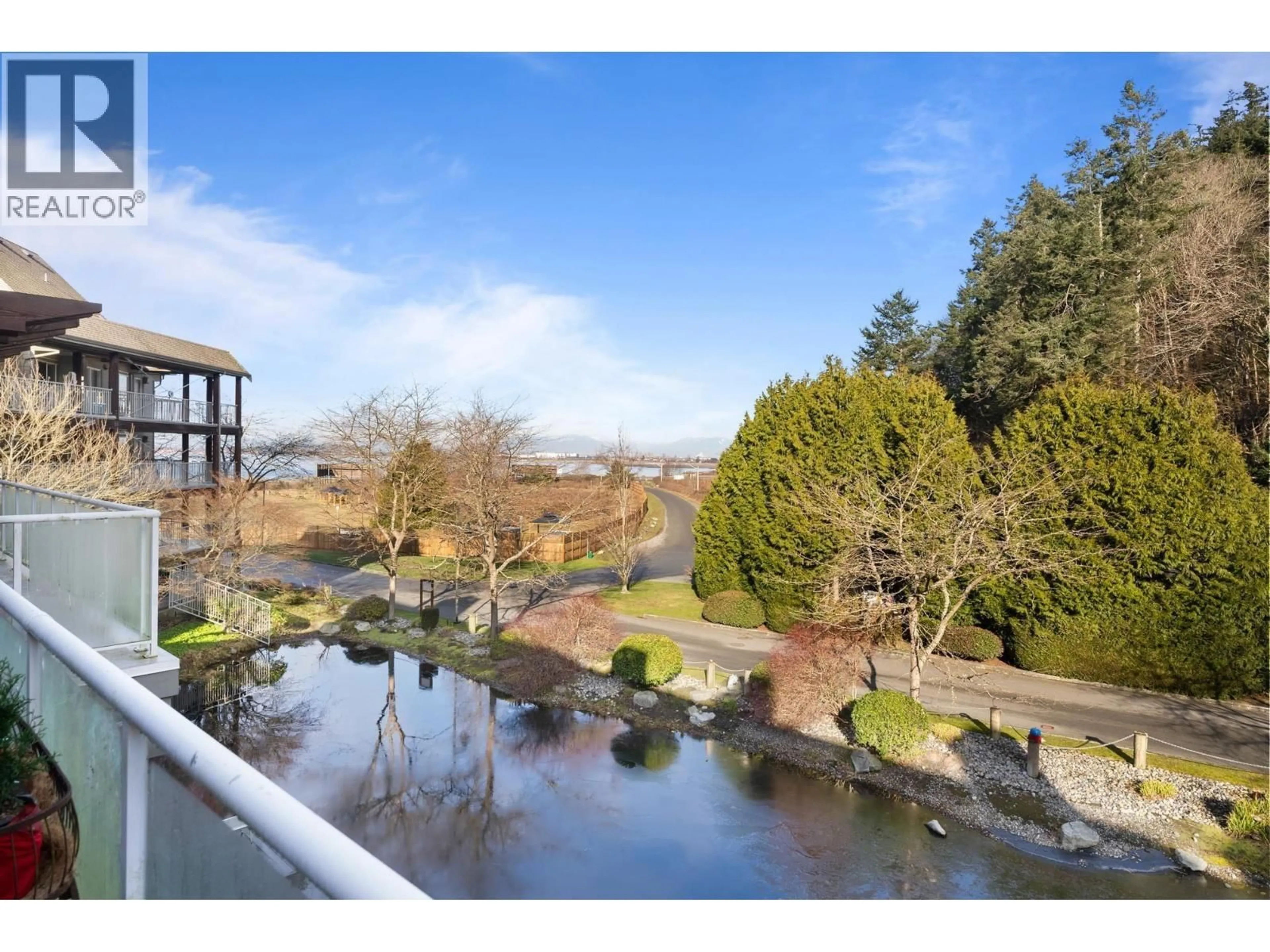 A pic from outside/outdoor area/front of a property/back of a property/a pic from drone, water/lake/river/ocean view for 320 - 1120 TSATSU SHORES DRIVE, Tsawwassen British Columbia V4M4G3