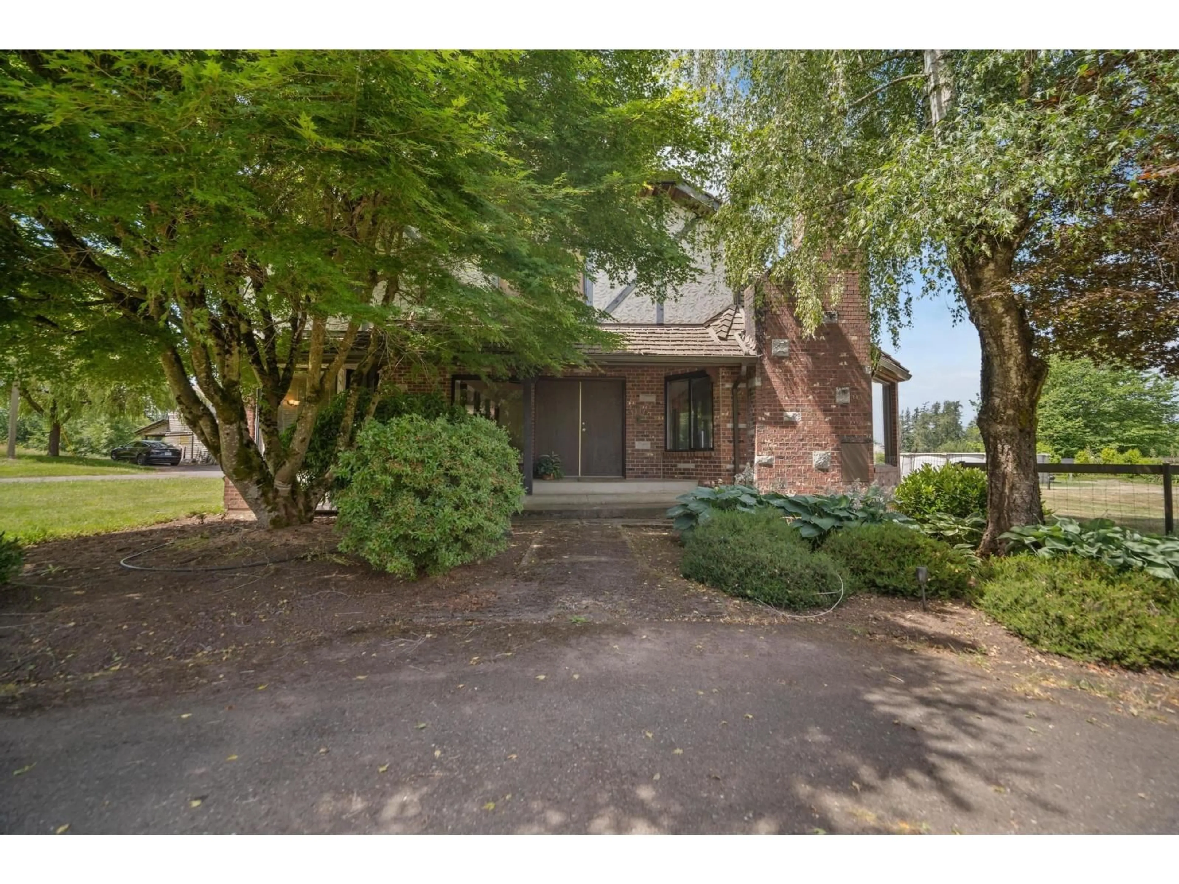 Unknown for 22522 28 AVENUE, Langley British Columbia V2Z3B2