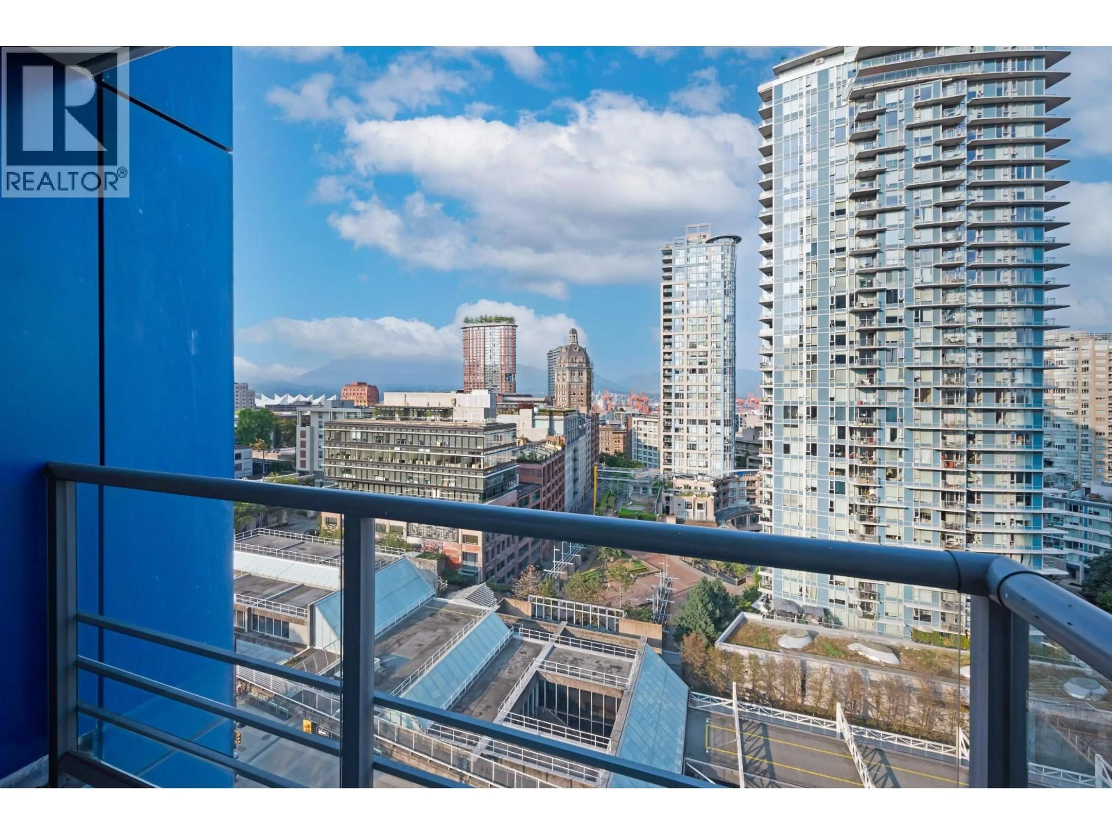 Balcony in the apartment, city buildings view from balcony for 1207 - 602 CITADEL PARADE, Vancouver British Columbia V6B1X2
