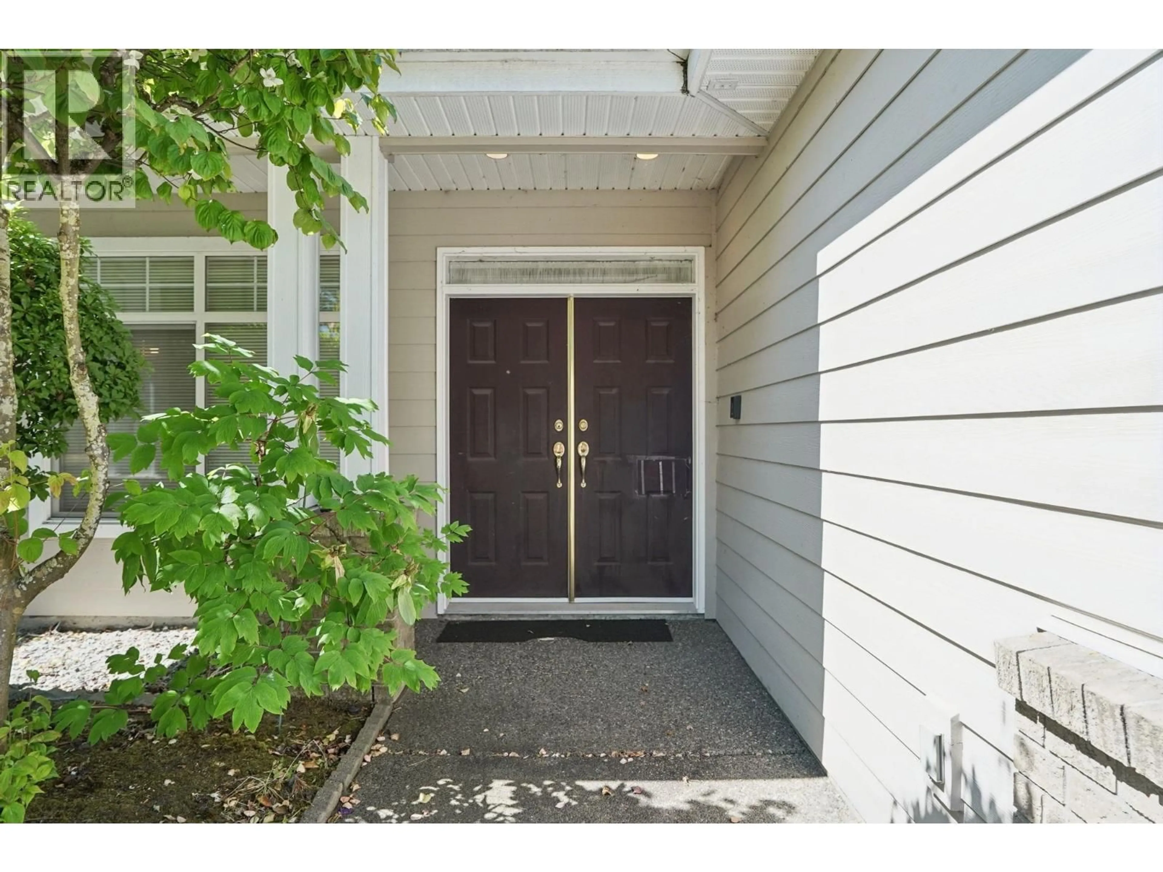 Indoor entryway for 3488 TOLMIE AVENUE, Richmond British Columbia V7C5P8
