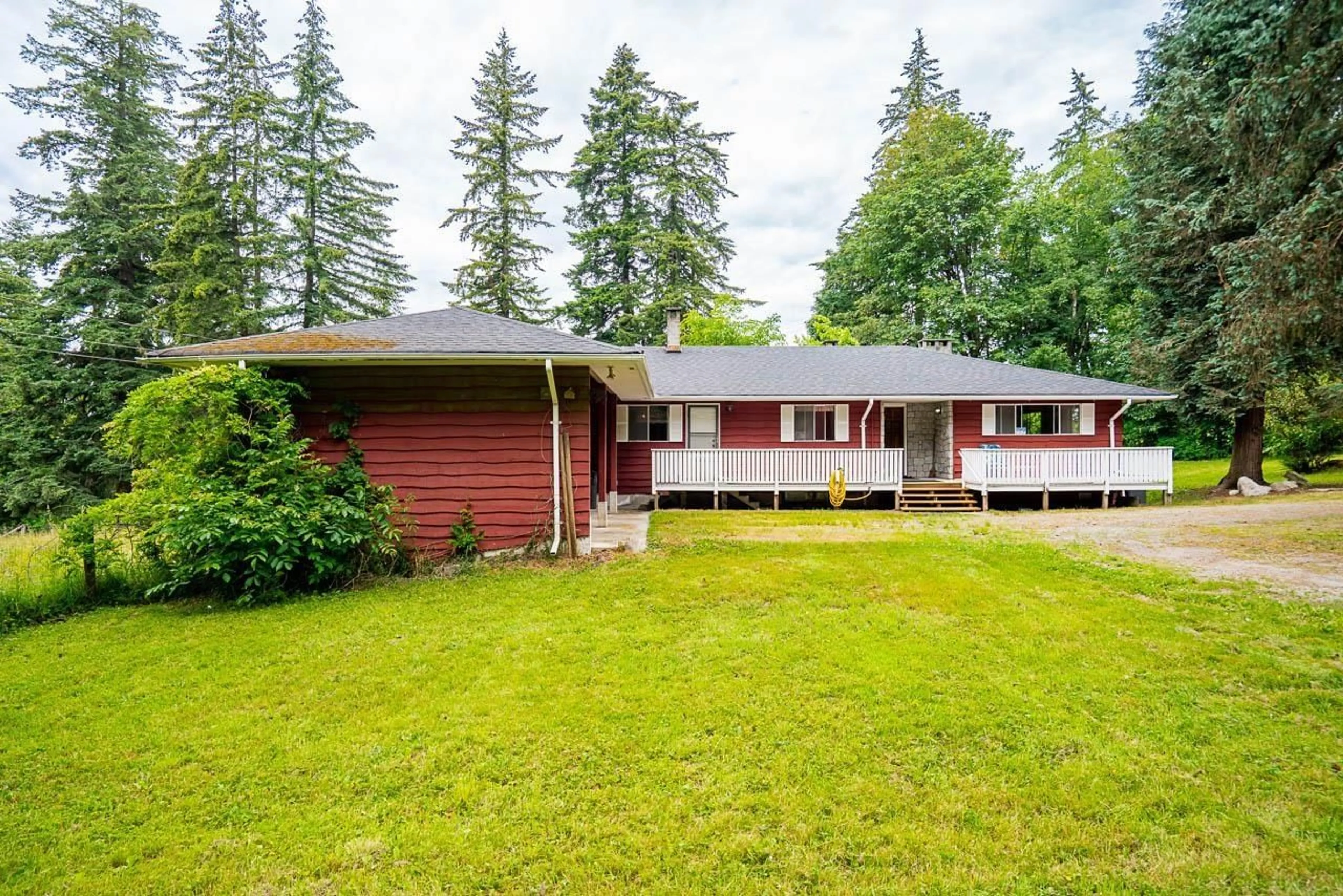 Unknown for 18495 0 AVENUE, Surrey British Columbia V3Z9R9