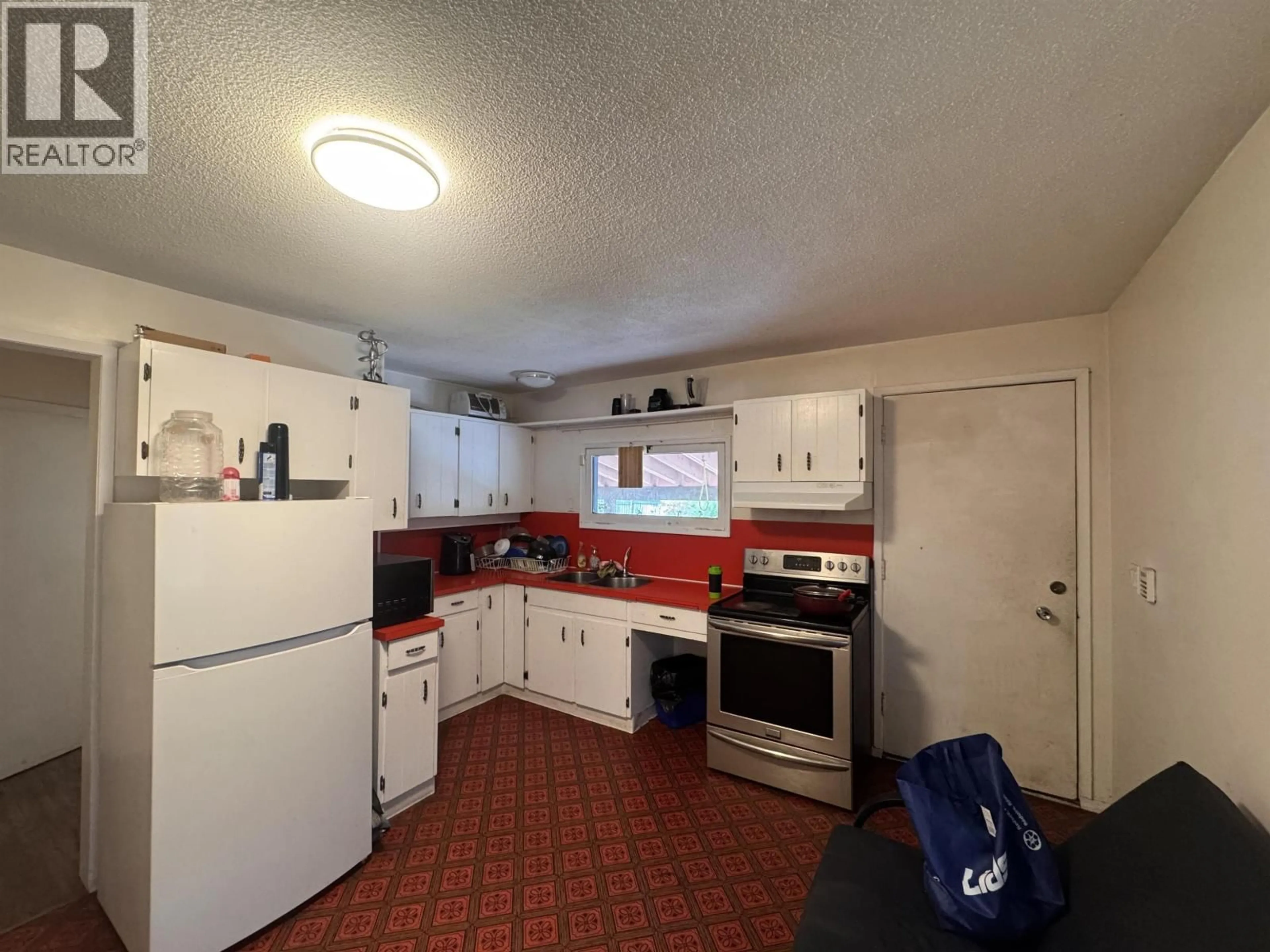 Standard kitchen, unknown for 2707 MERRITT ROAD, Prince George British Columbia V2N1M5