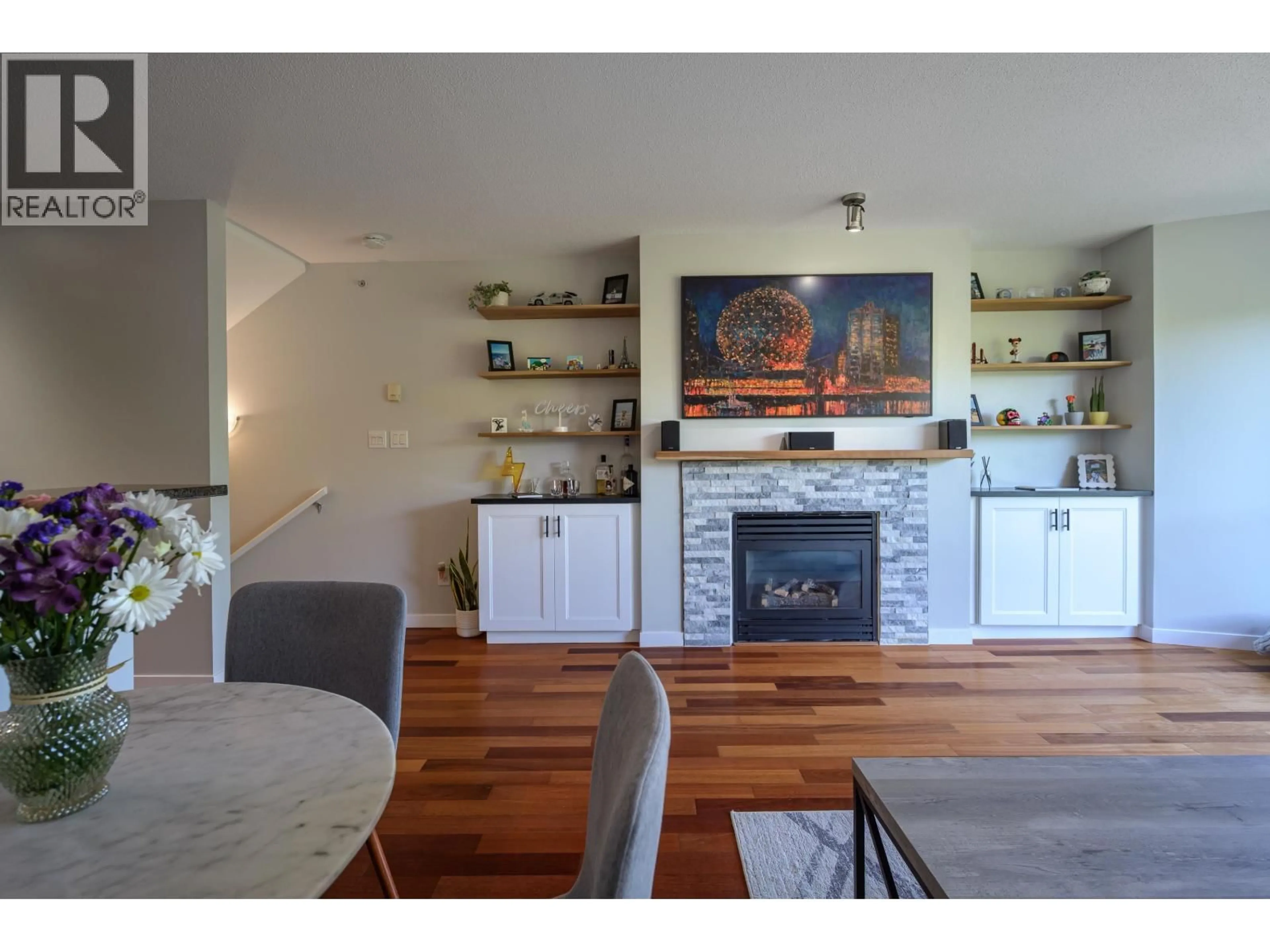 Open concept kitchen, wood/laminate floor for 220 - 676 6TH AVENUE, Vancouver British Columbia V5Z1A3