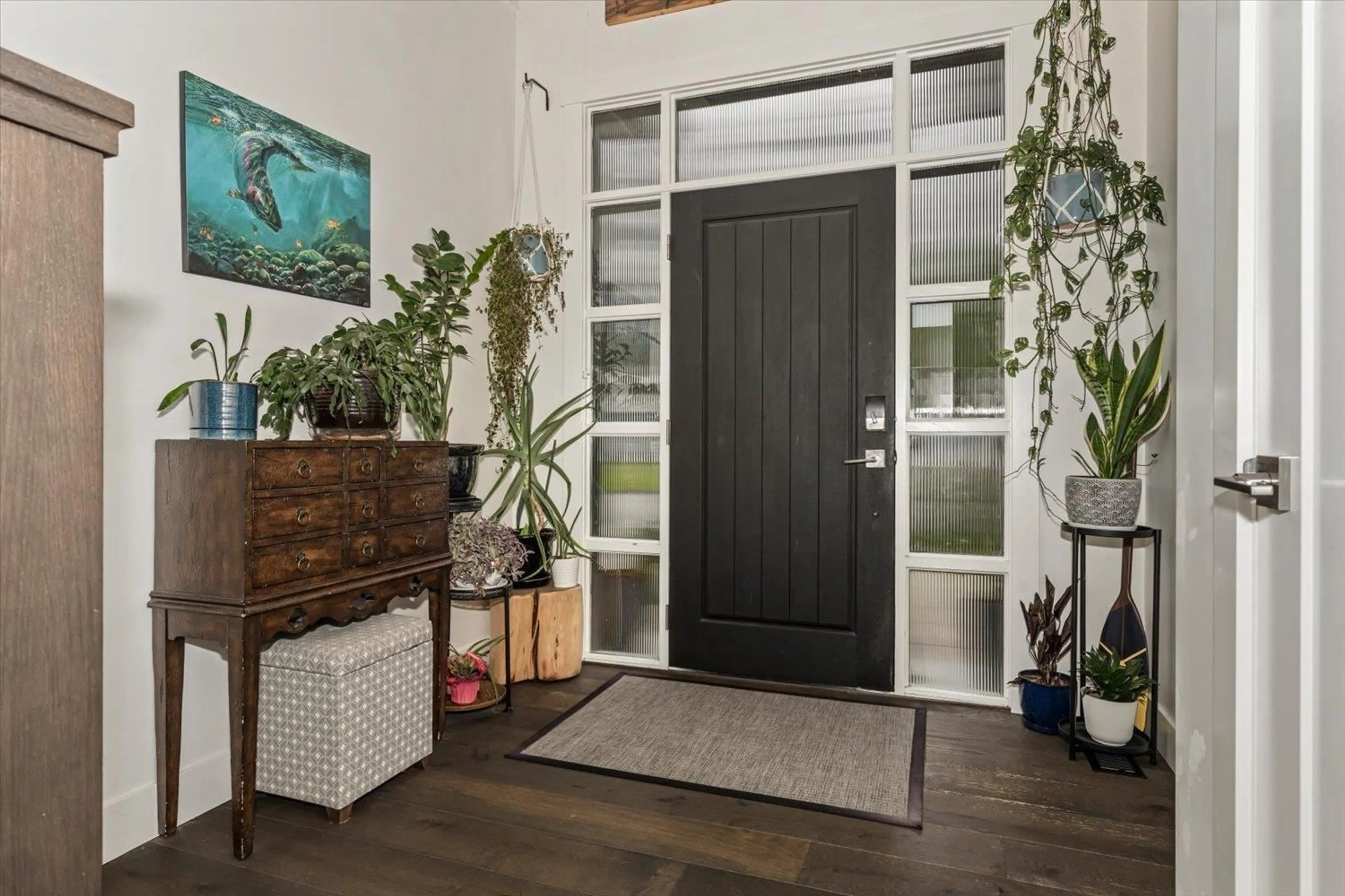 Indoor entryway for 34403 DONLYN AVENUE, Abbotsford British Columbia V2S0G7
