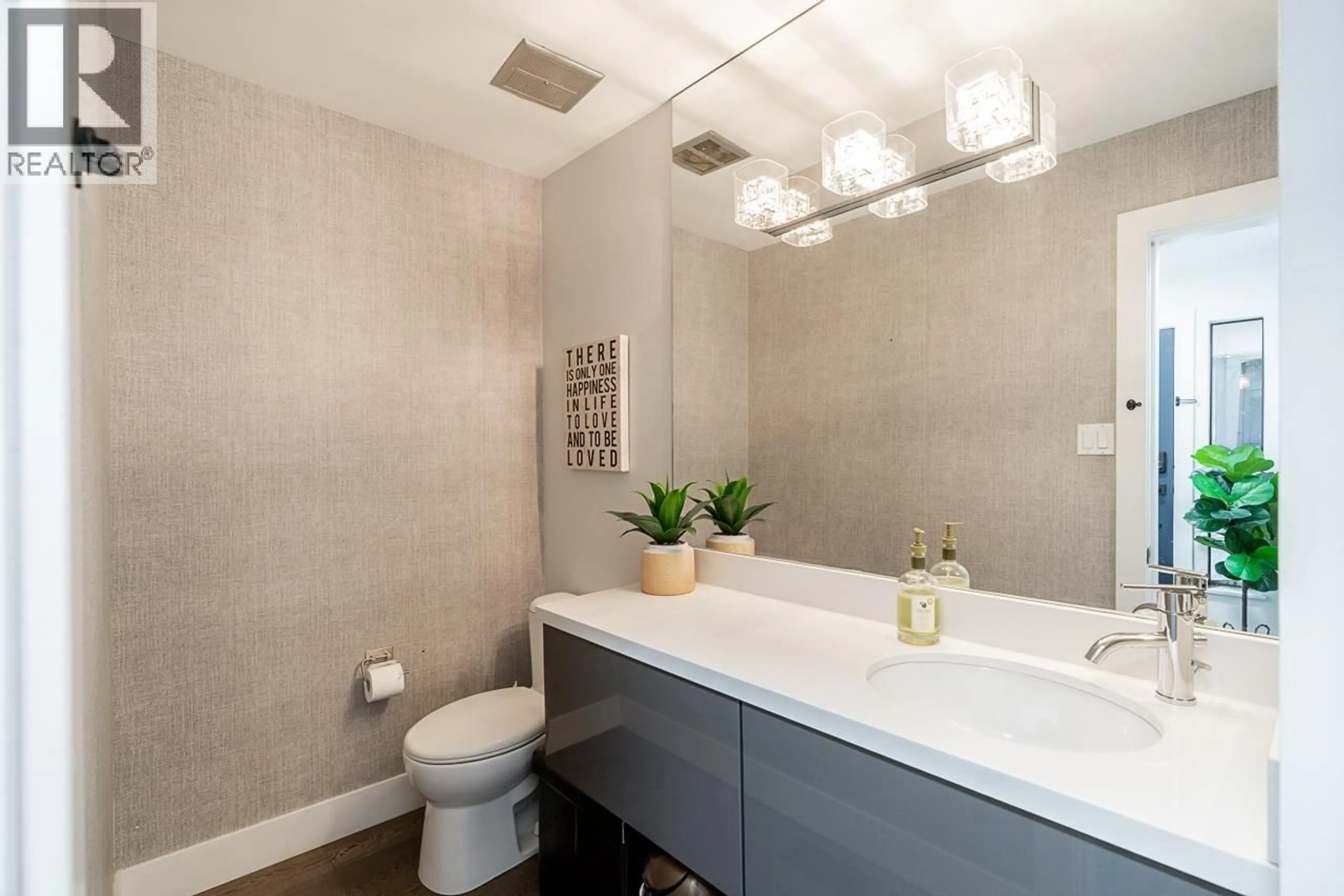Contemporary bathroom, ceramic/tile floor for 107 - 5622 16 AVENUE, Delta British Columbia V4L1G7