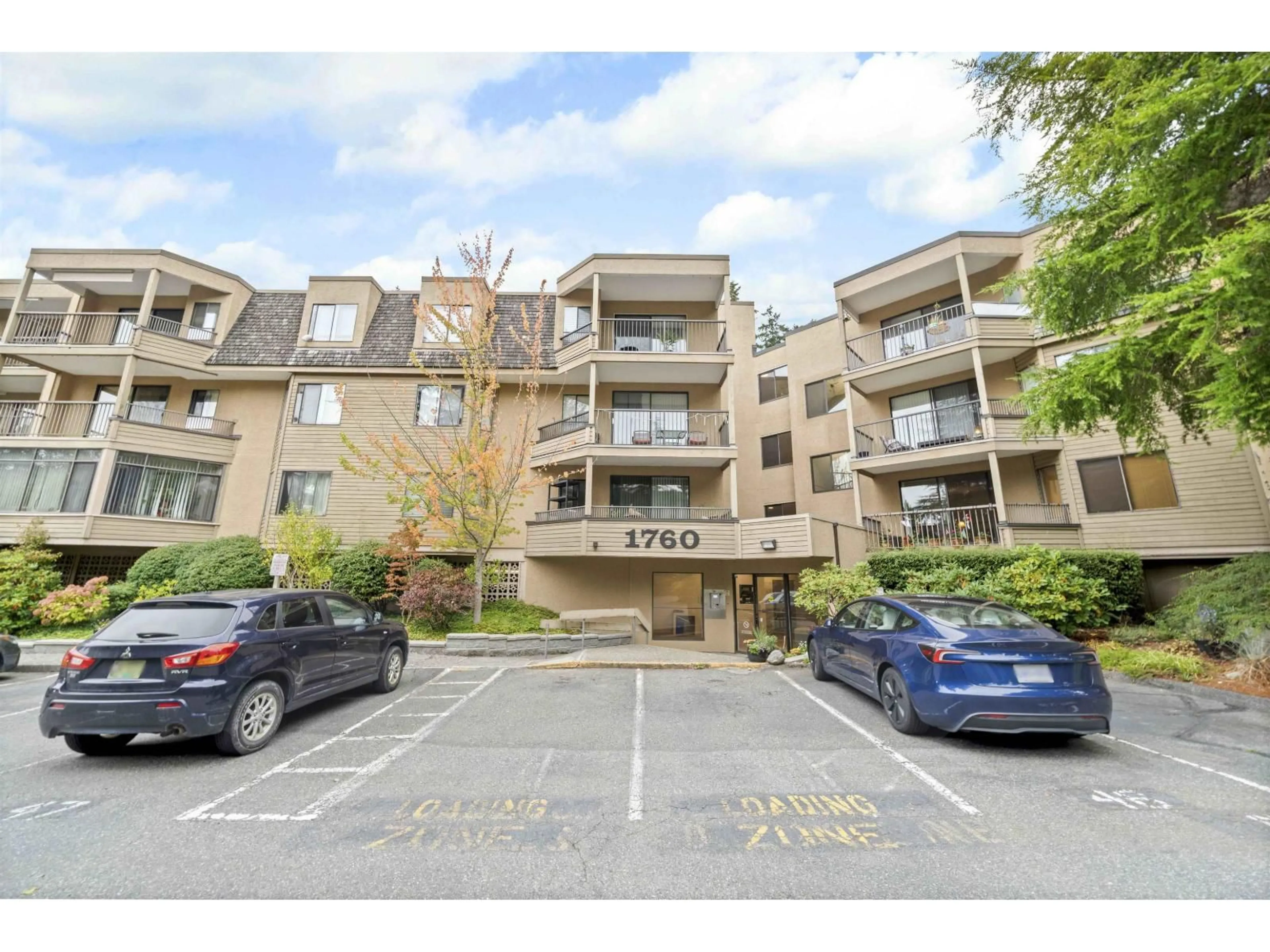 Unknown for 219 - 1760 SOUTHMERE CRESCENT, Surrey British Columbia V4A6E5