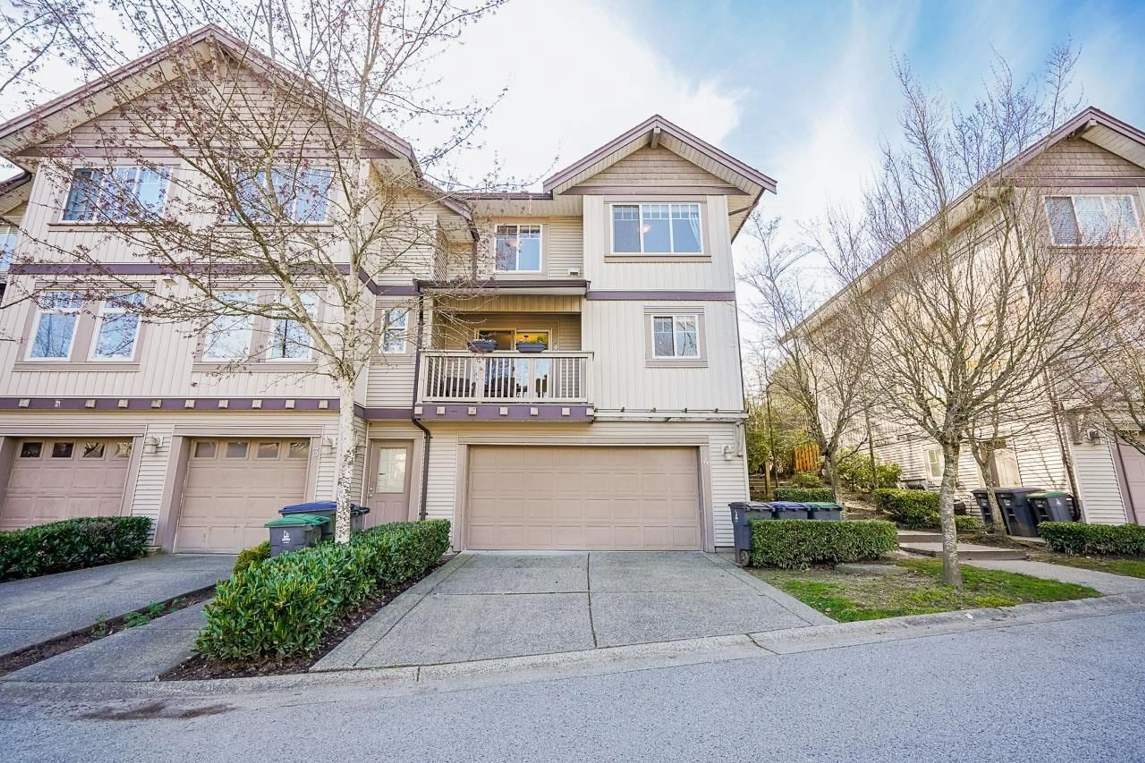 A pic from outside/outdoor area/front of a property/back of a property/a pic from drone, street for 4 - 6238 192 STREET, Surrey British Columbia V3S0S2