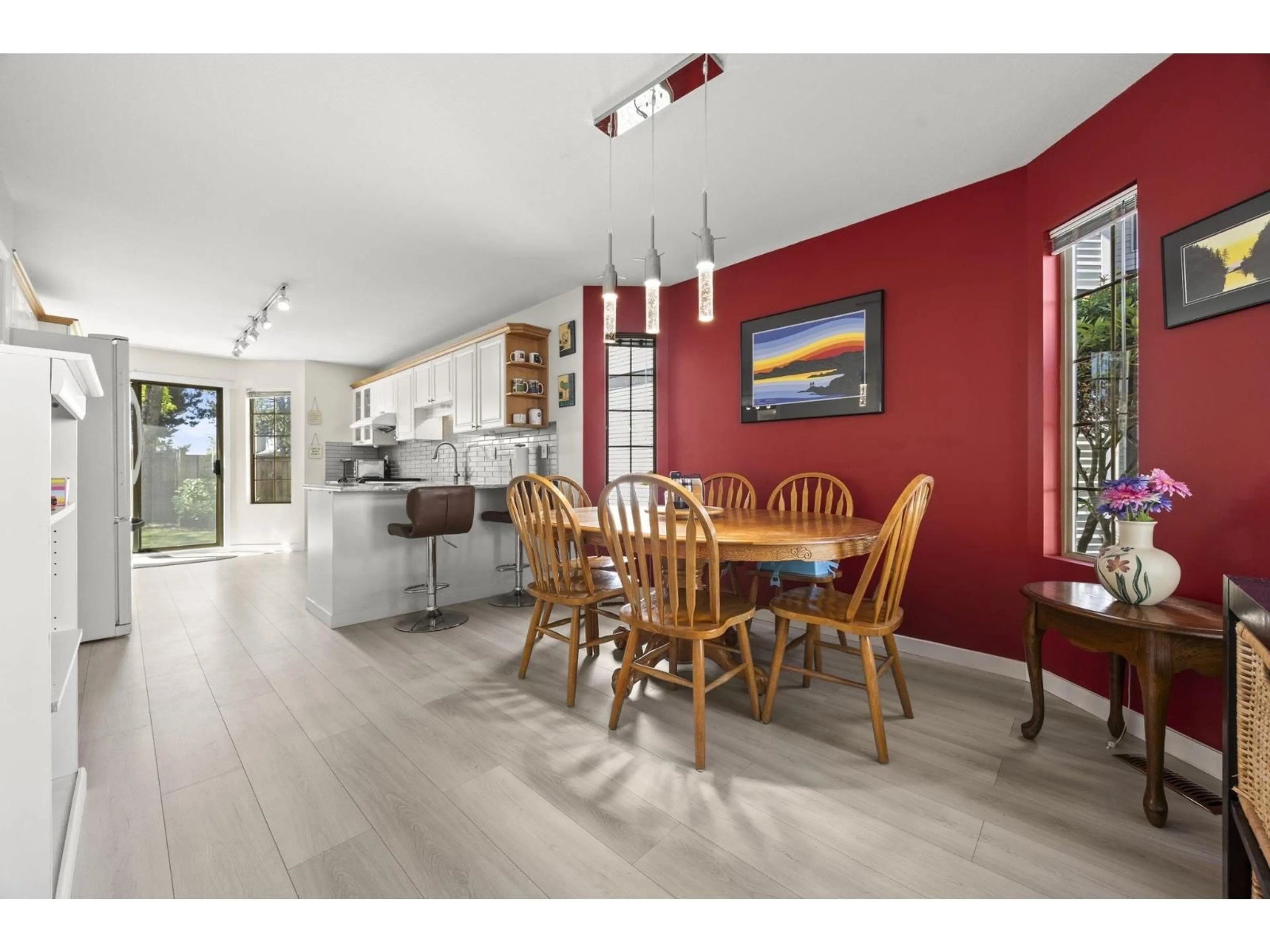 Open concept kitchen, unknown for 30 - 15840 84 AVENUE, Surrey British Columbia V4N0W4