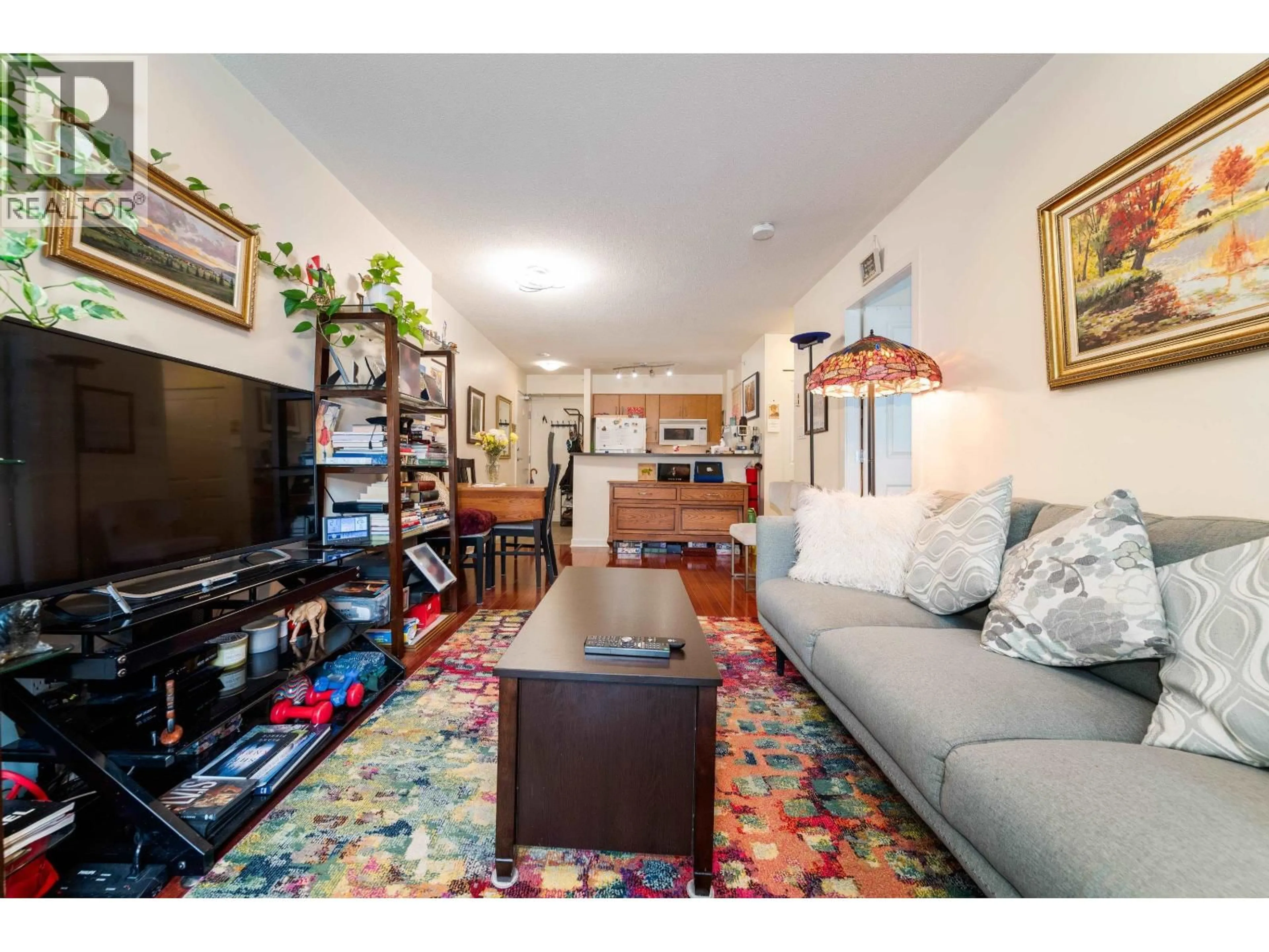 Living room with furniture, unknown for 304 - 1295 RICHARDS STREET, Vancouver British Columbia V6B1B7