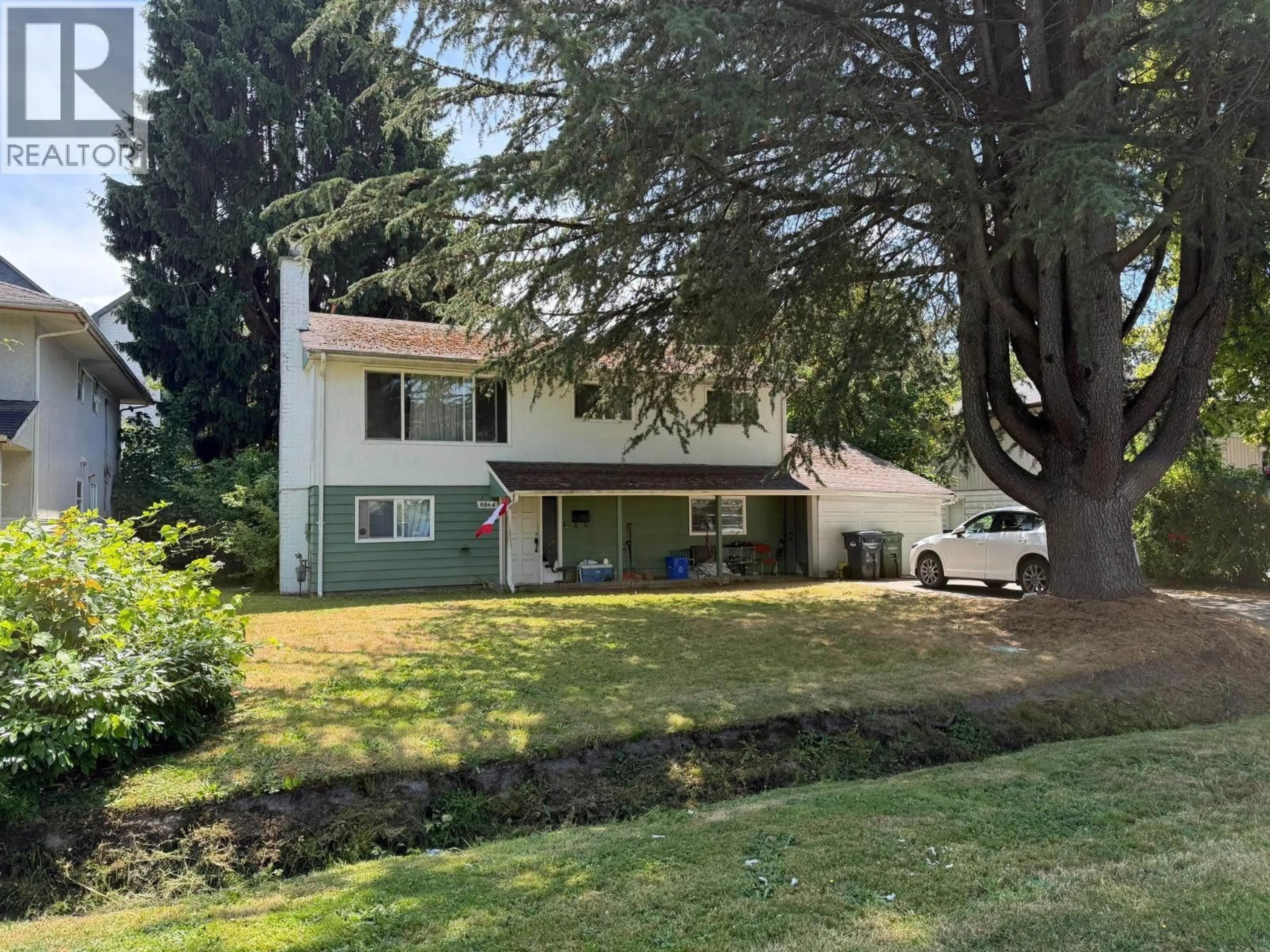 A pic from outside/outdoor area/front of a property/back of a property/a pic from drone, street for 8864 COOK CRESCENT, Richmond British Columbia V6Y1X2