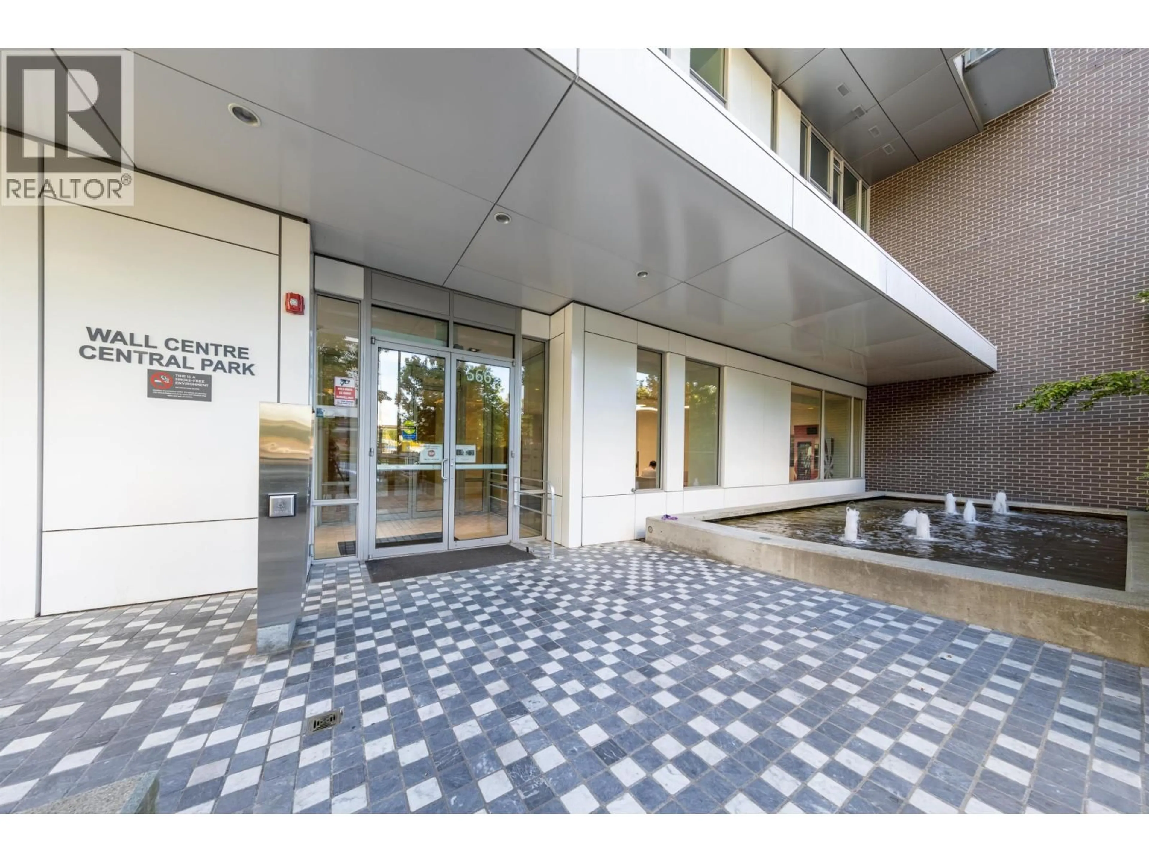 Indoor foyer for 2308 - 5665 BOUNDARY ROAD, Vancouver British Columbia V5Z2W5