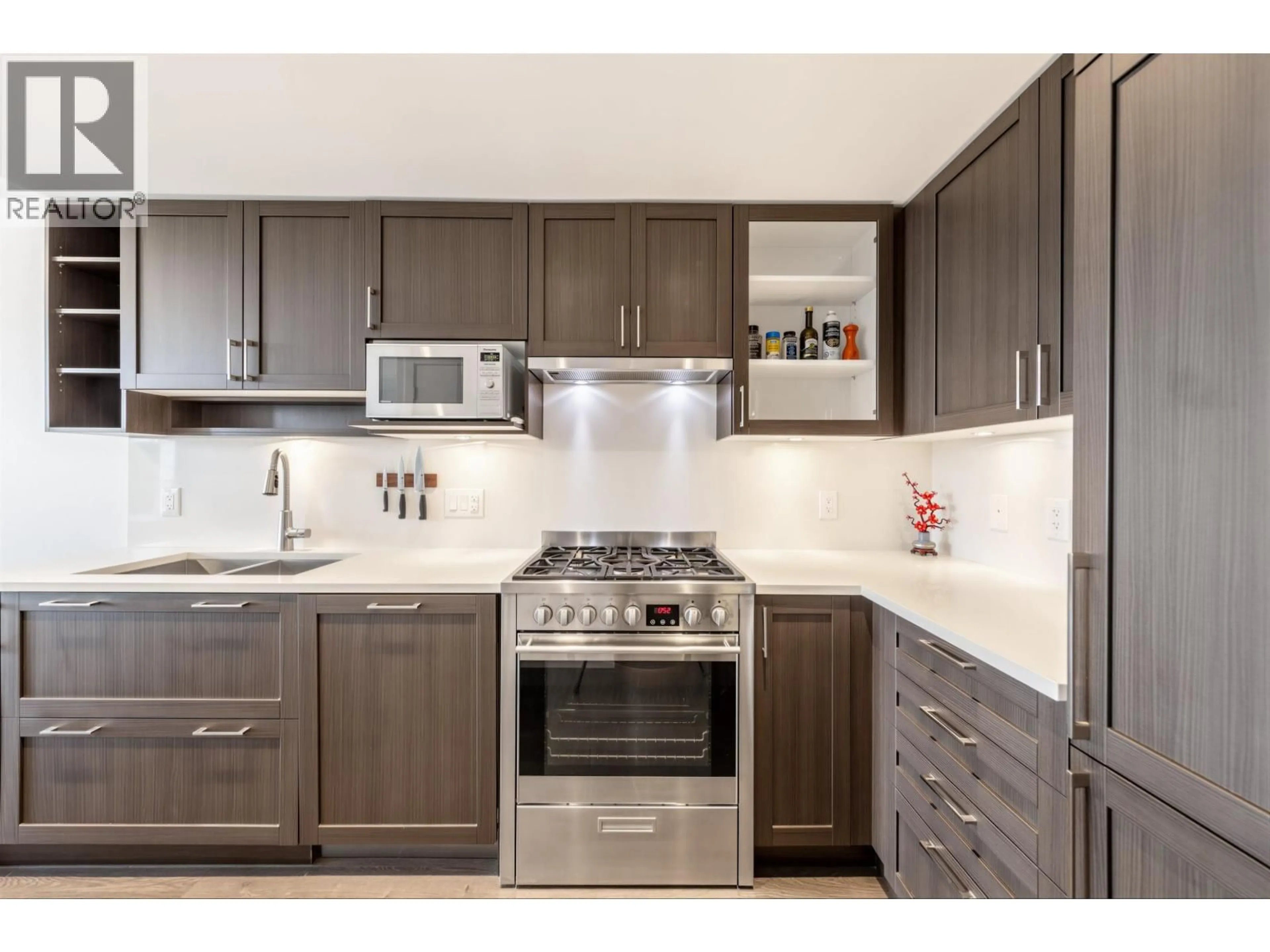 Unknown for 2308 - 5665 BOUNDARY ROAD, Vancouver British Columbia V5Z2W5