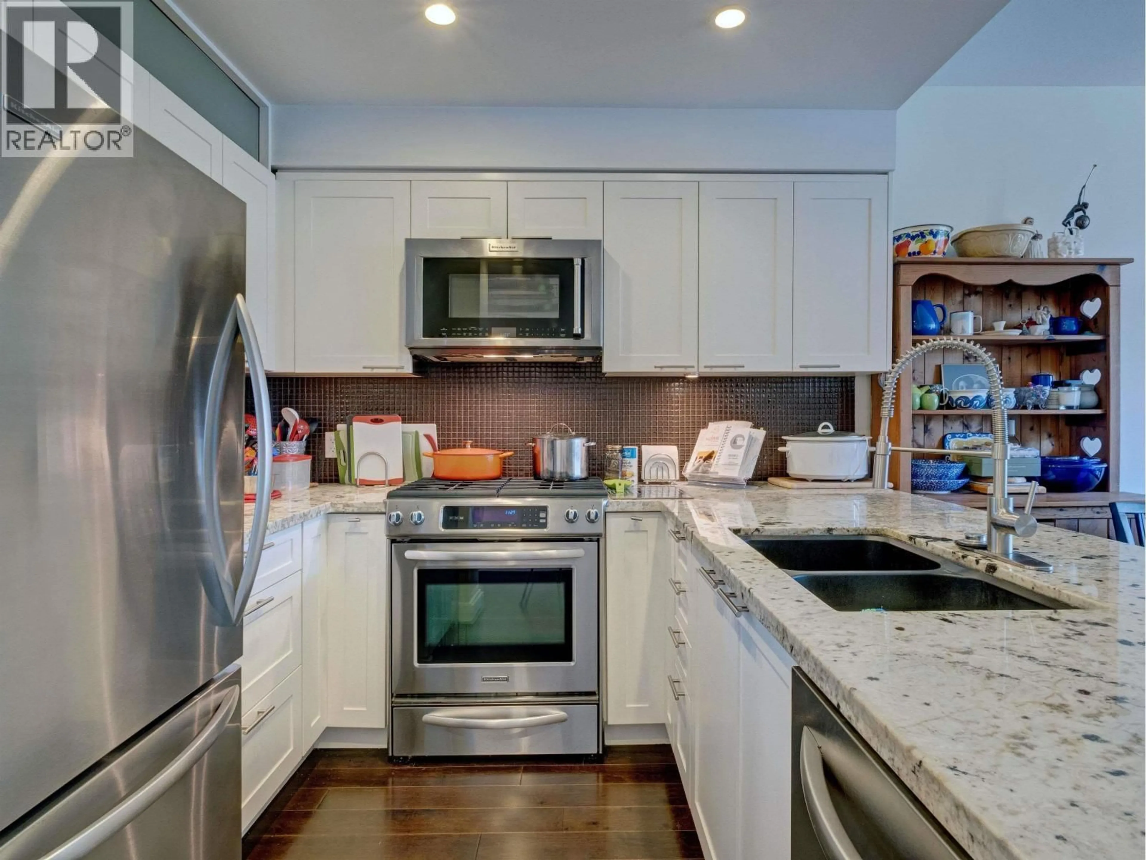 Contemporary kitchen, ceramic/tile floor for 307 - 5725 TEREDO STREET, Sechelt British Columbia V7Z0J2