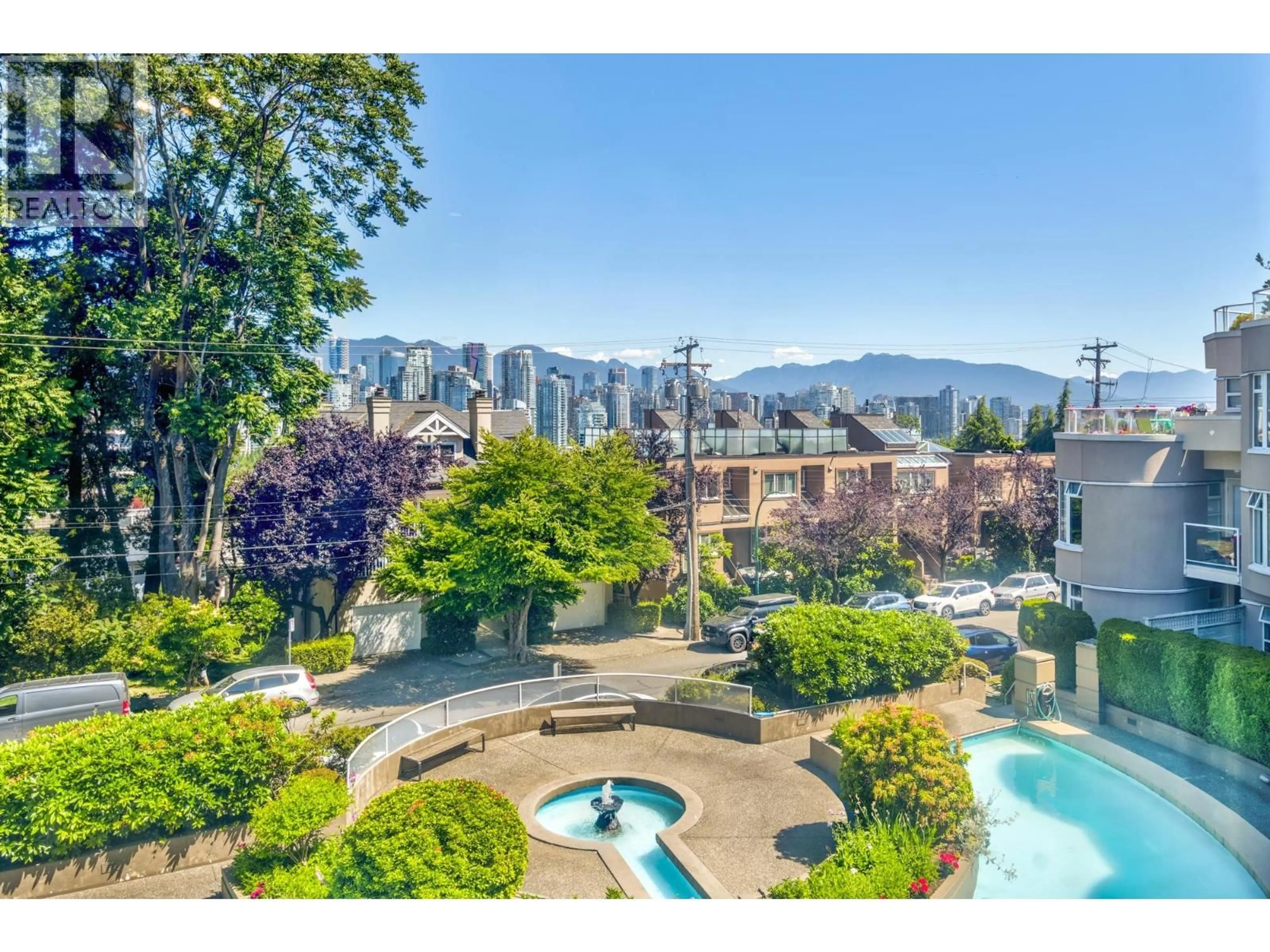 A pic from outside/outdoor area/front of a property/back of a property/a pic from drone, mountain view for 310 - 1236 8TH AVENUE, Vancouver British Columbia V6H3Y9