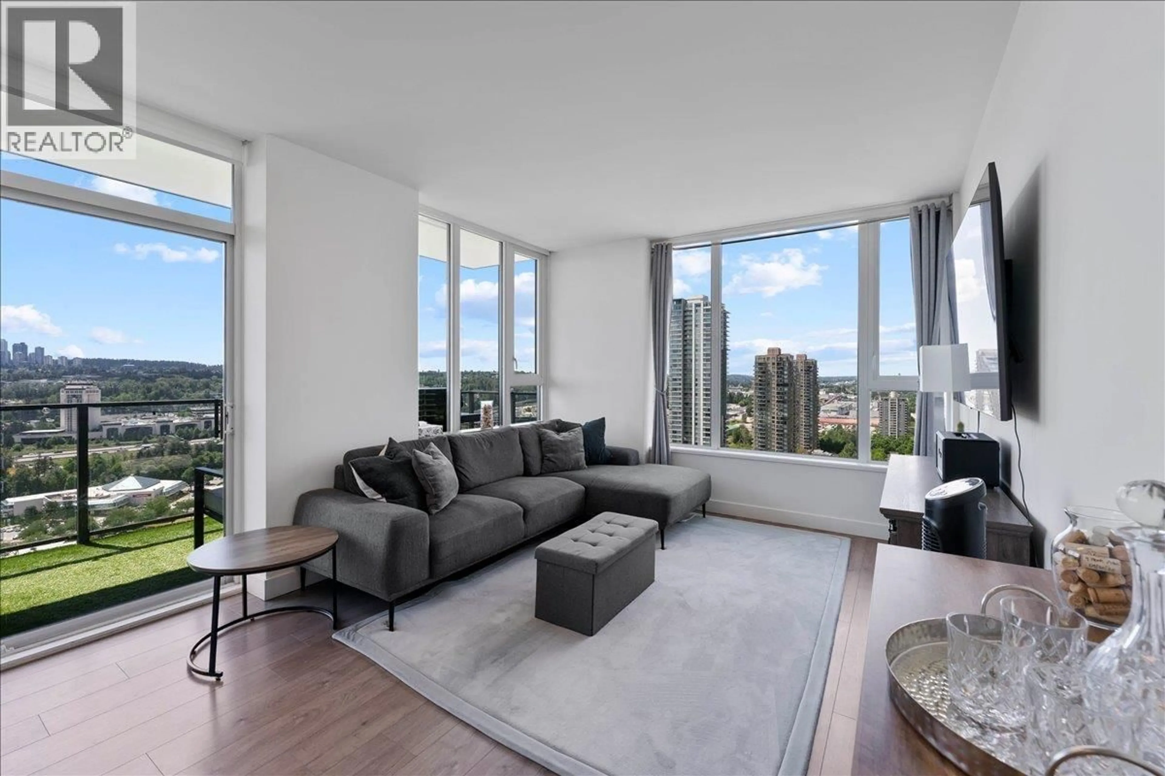 Living room with furniture, unknown for 2105 - 4465 JUNEAU STREET, Burnaby British Columbia V5C0L8