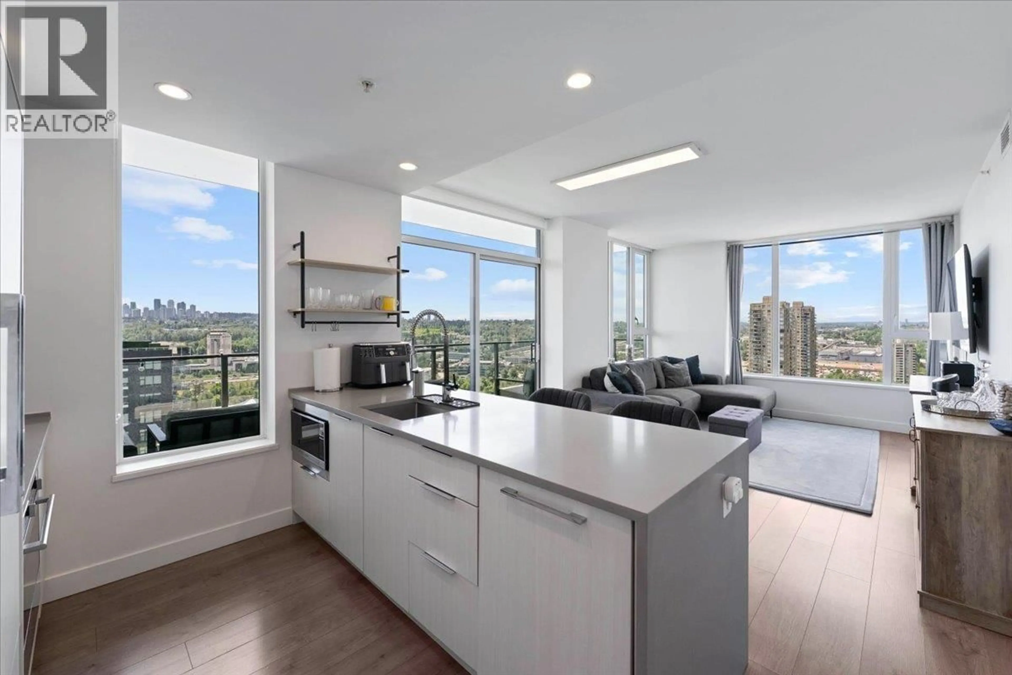 Open concept kitchen, unknown for 2105 - 4465 JUNEAU STREET, Burnaby British Columbia V5C0L8