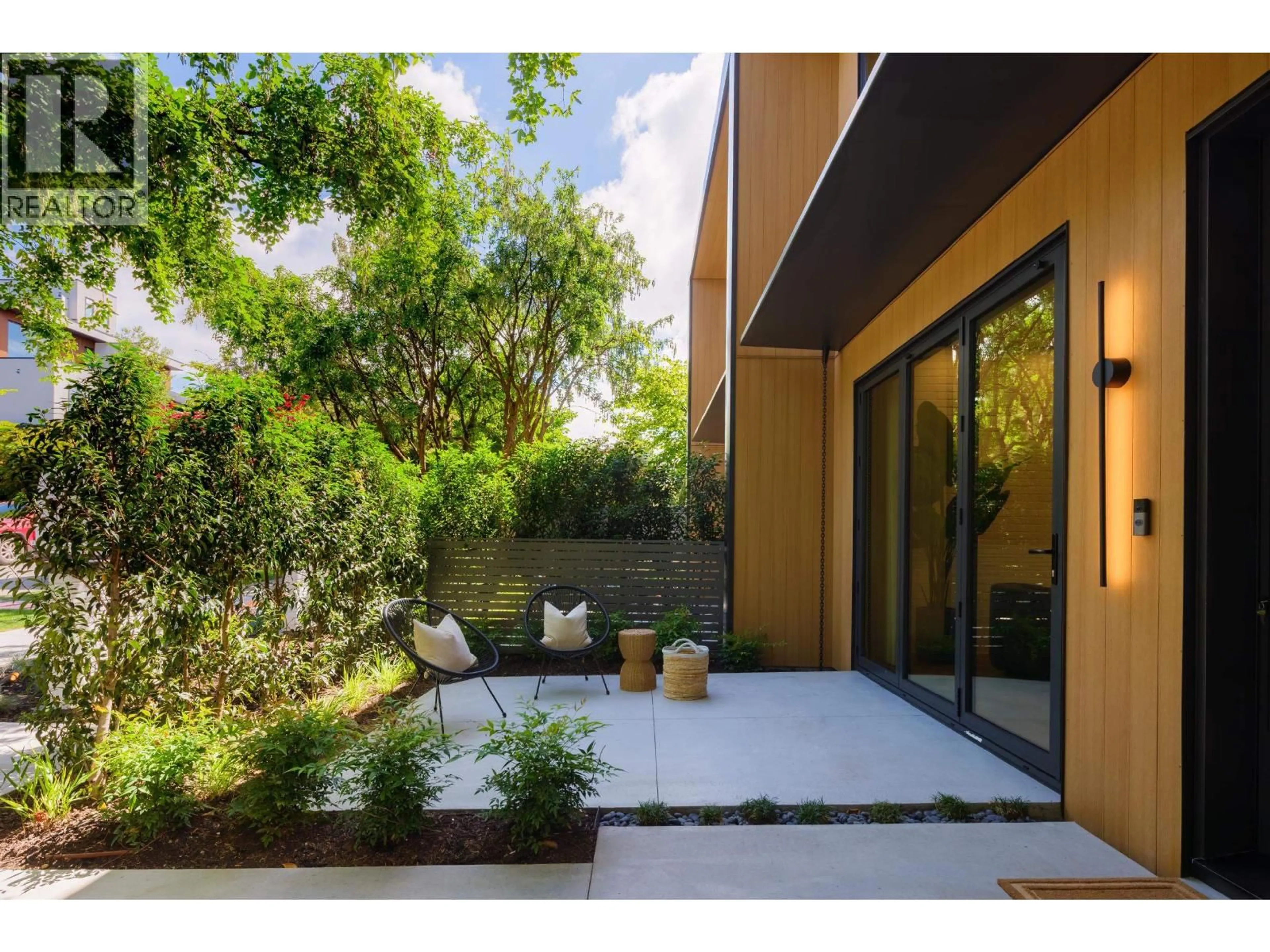 Patio, unknown for 2 - 3768 2ND AVENUE, Vancouver British Columbia V6R1J9