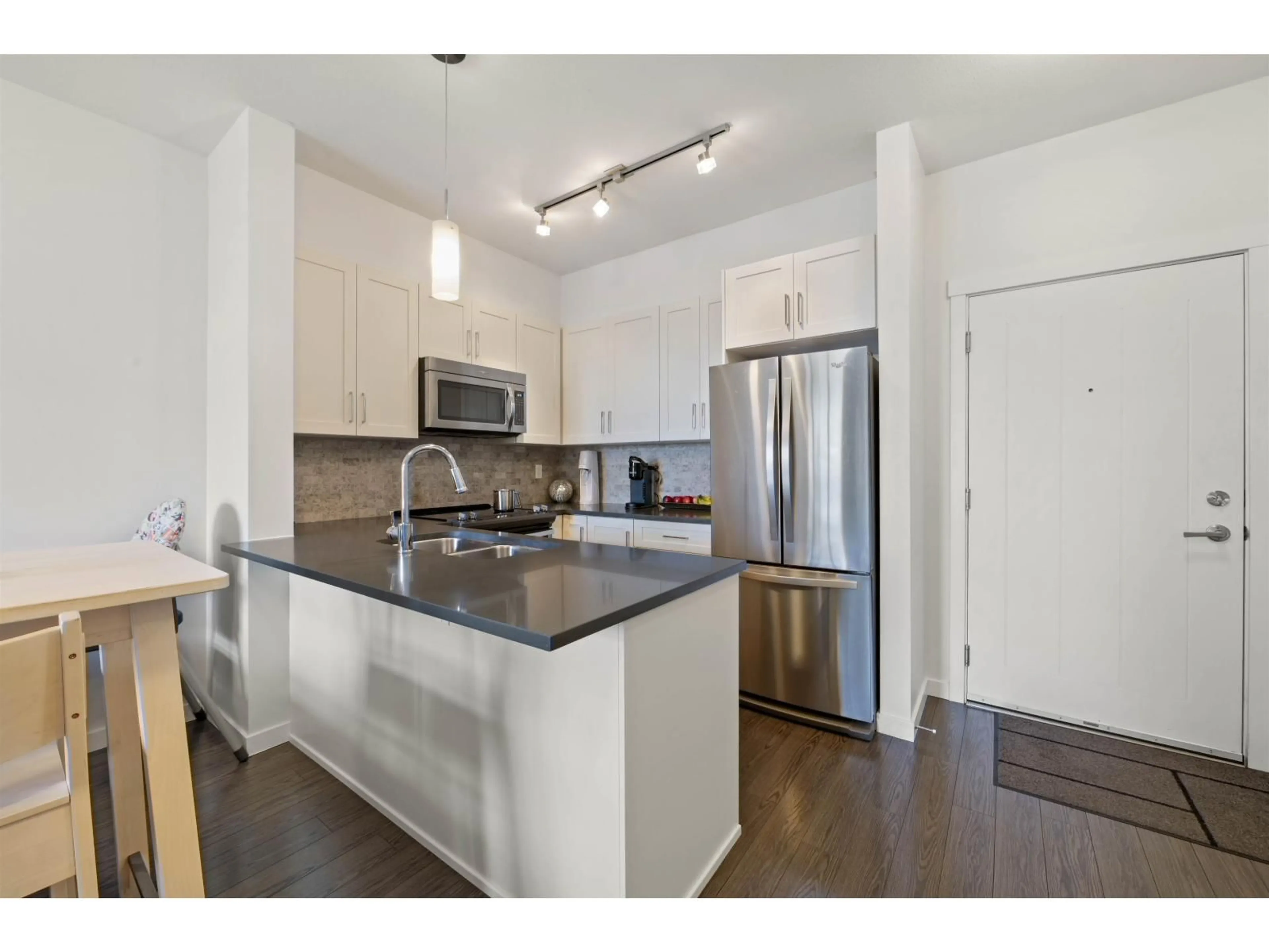 Open concept kitchen, unknown for 510 - 2855 156 STREET, Surrey British Columbia V3Z3Y3