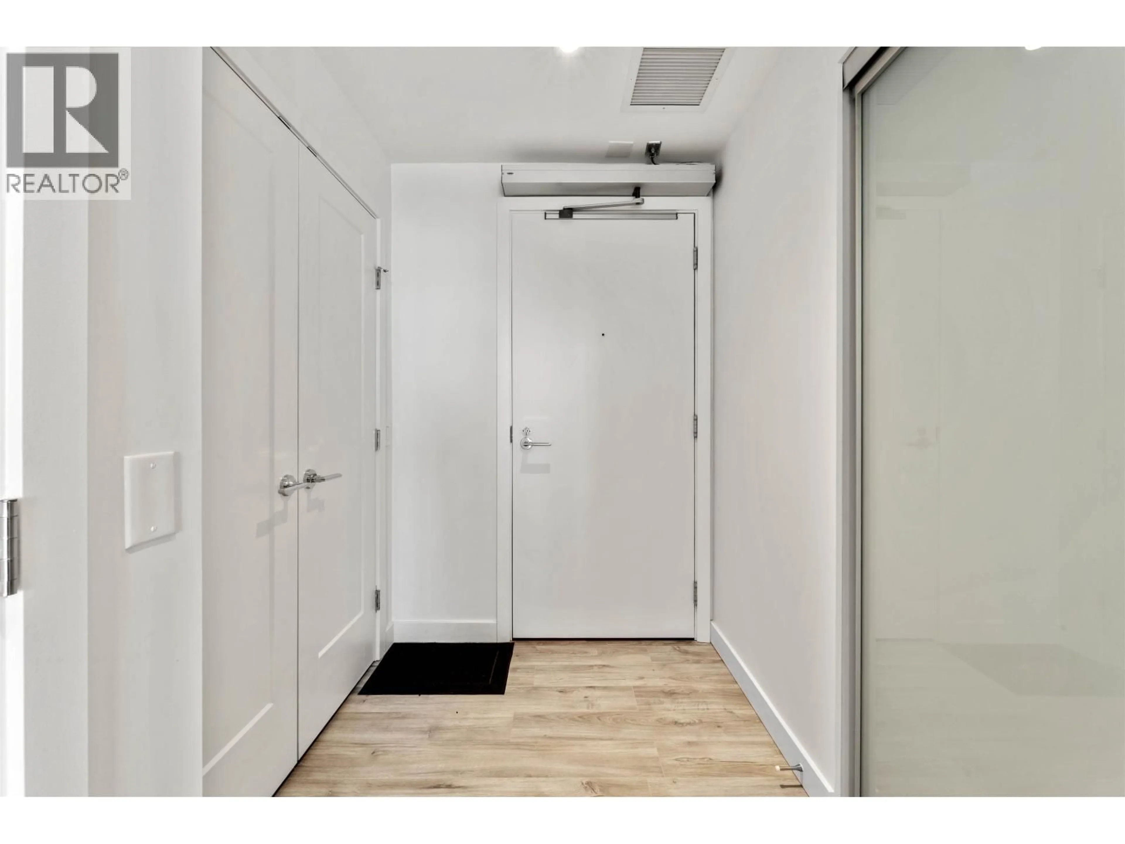 Unknown for 802 - 2288 ALPHA AVENUE, Burnaby British Columbia V5C0L9