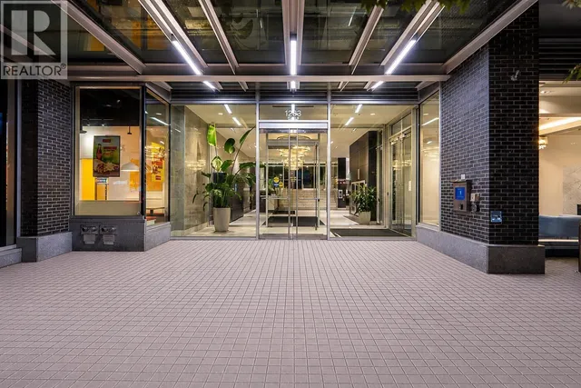 PH02 - 1283 HOWE STREET, Vancouver 3
