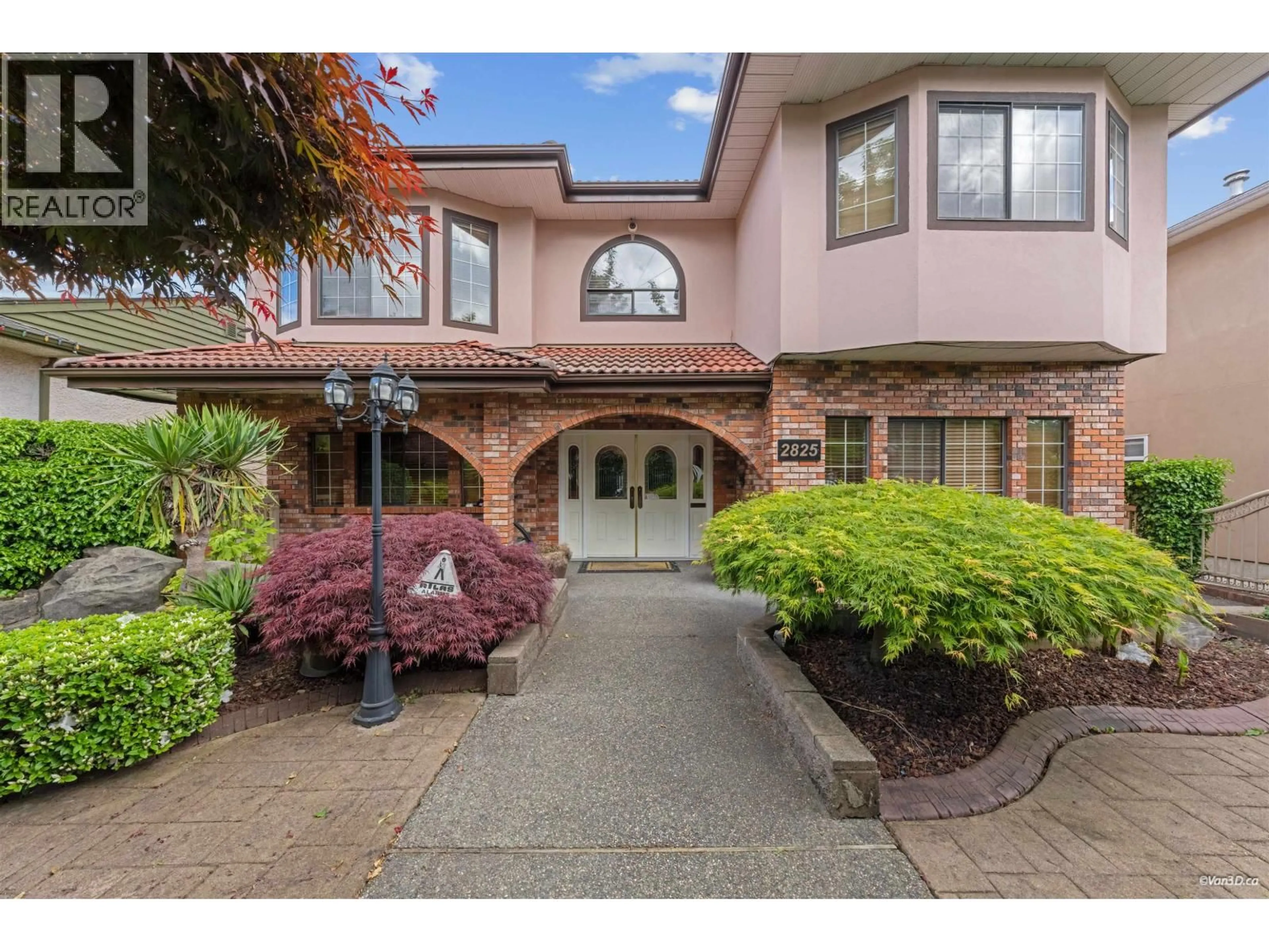 Unknown for 2825 3RD AVENUE, Vancouver British Columbia V5M1H5
