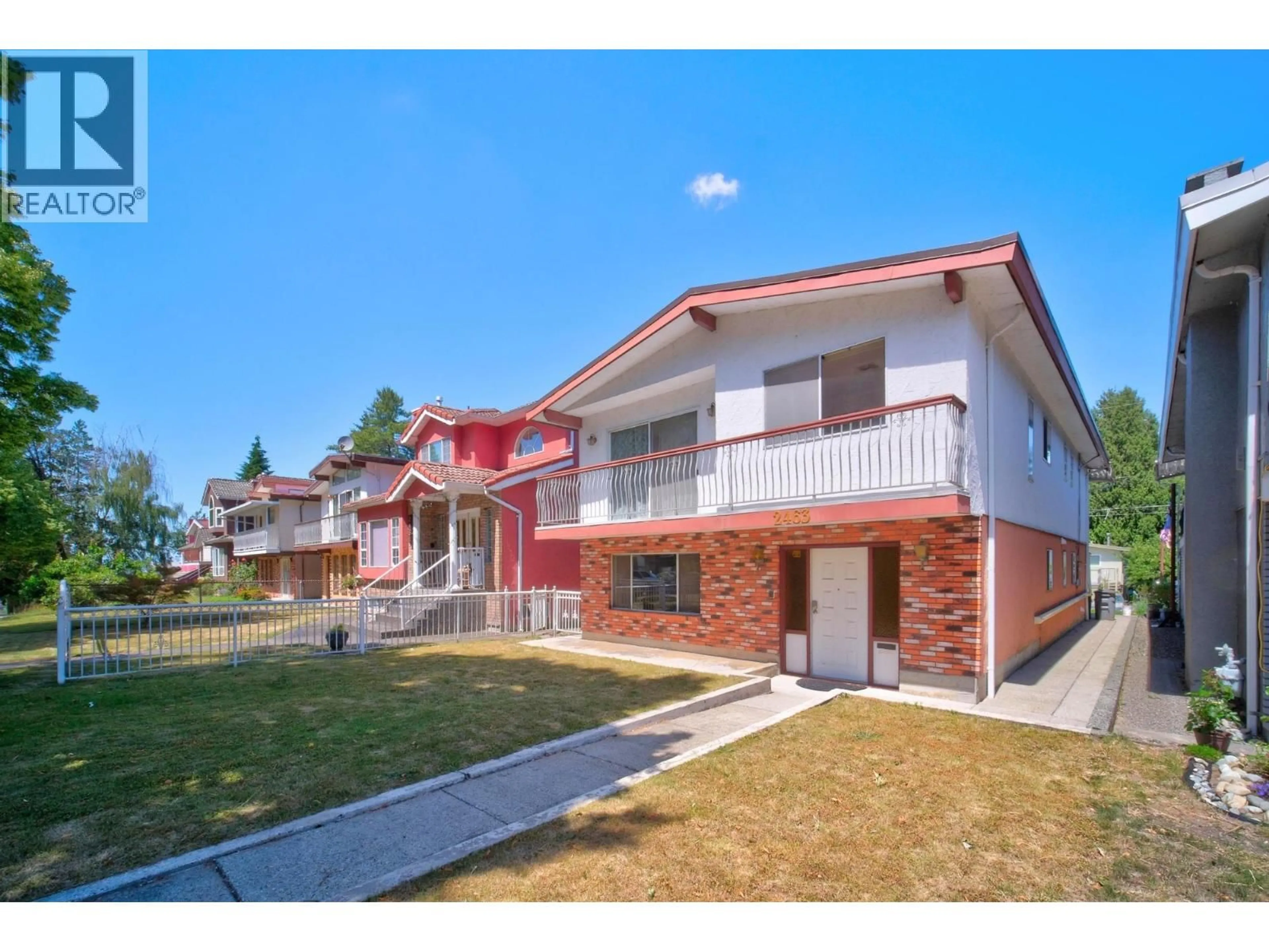 Unknown for 2463 GALT STREET, Vancouver British Columbia V5R2R8