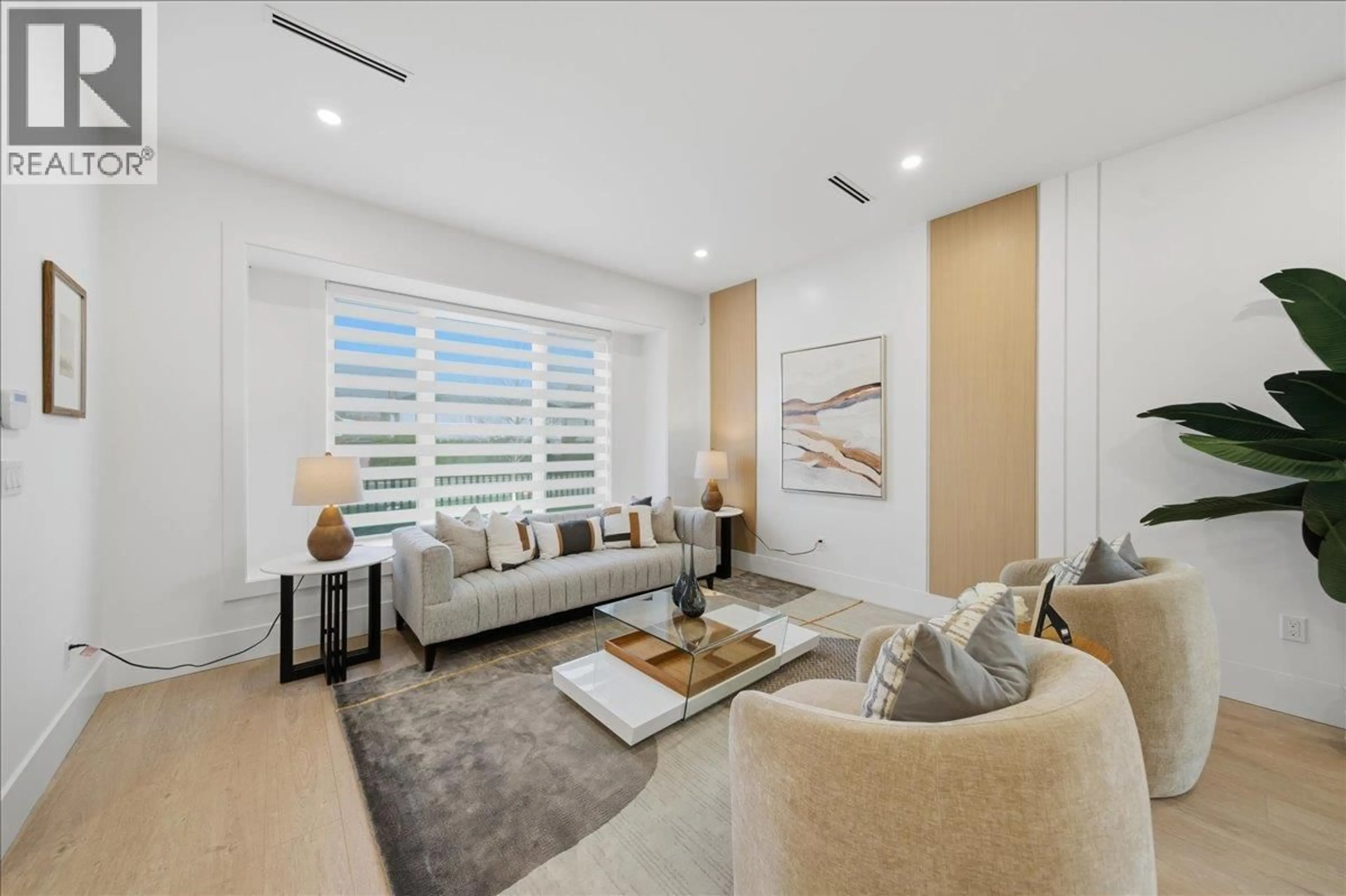 Living room with furniture, unknown for 1 - 10700 ARAGON ROAD, Richmond British Columbia V7A3E9