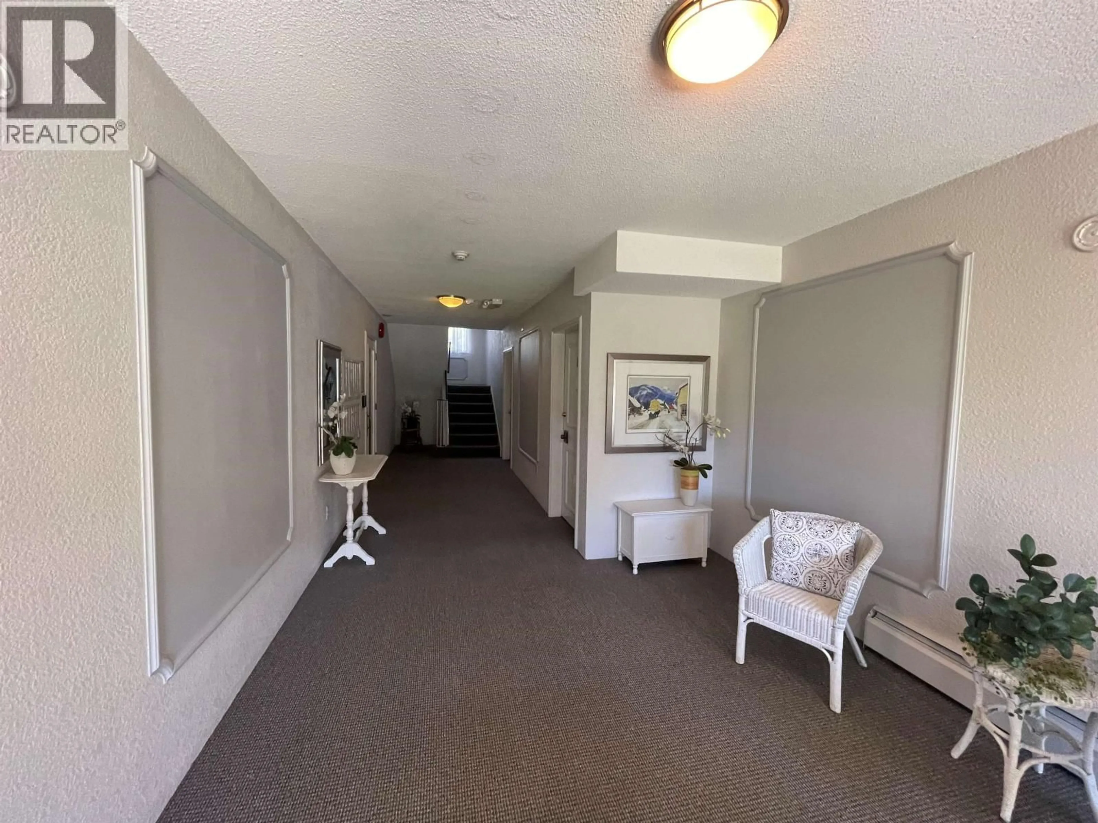 A pic of a room for 11 - 140 20 STREET, North Vancouver British Columbia V7L3A4