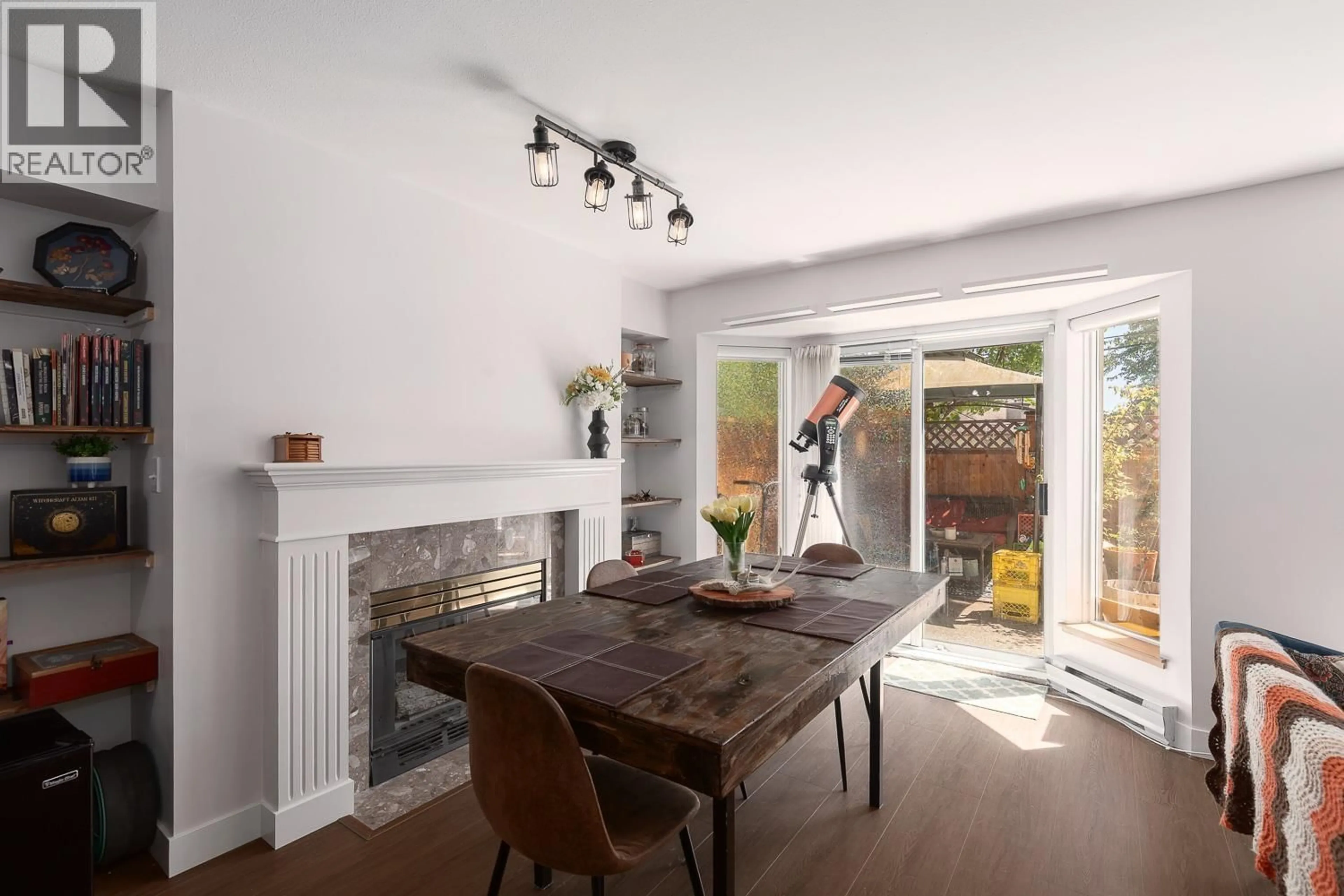 Dining room, wood/laminate floor for 1 - 1215 BRUNETTE AVENUE, Coquitlam British Columbia V3K6W2