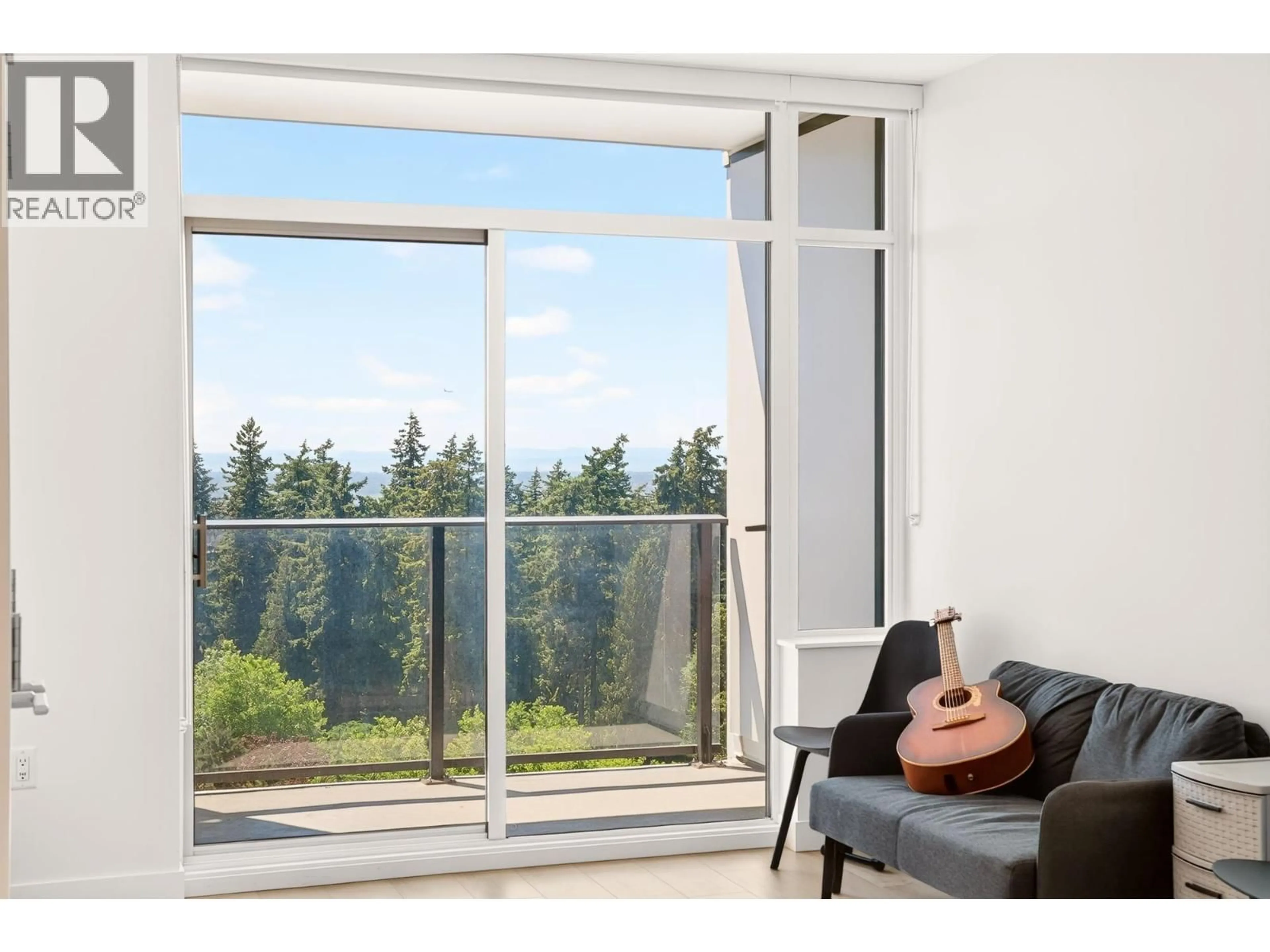 A pic of a room for 1303 - 6468 WILLINGDON AVENUE, Burnaby British Columbia V5H0L3