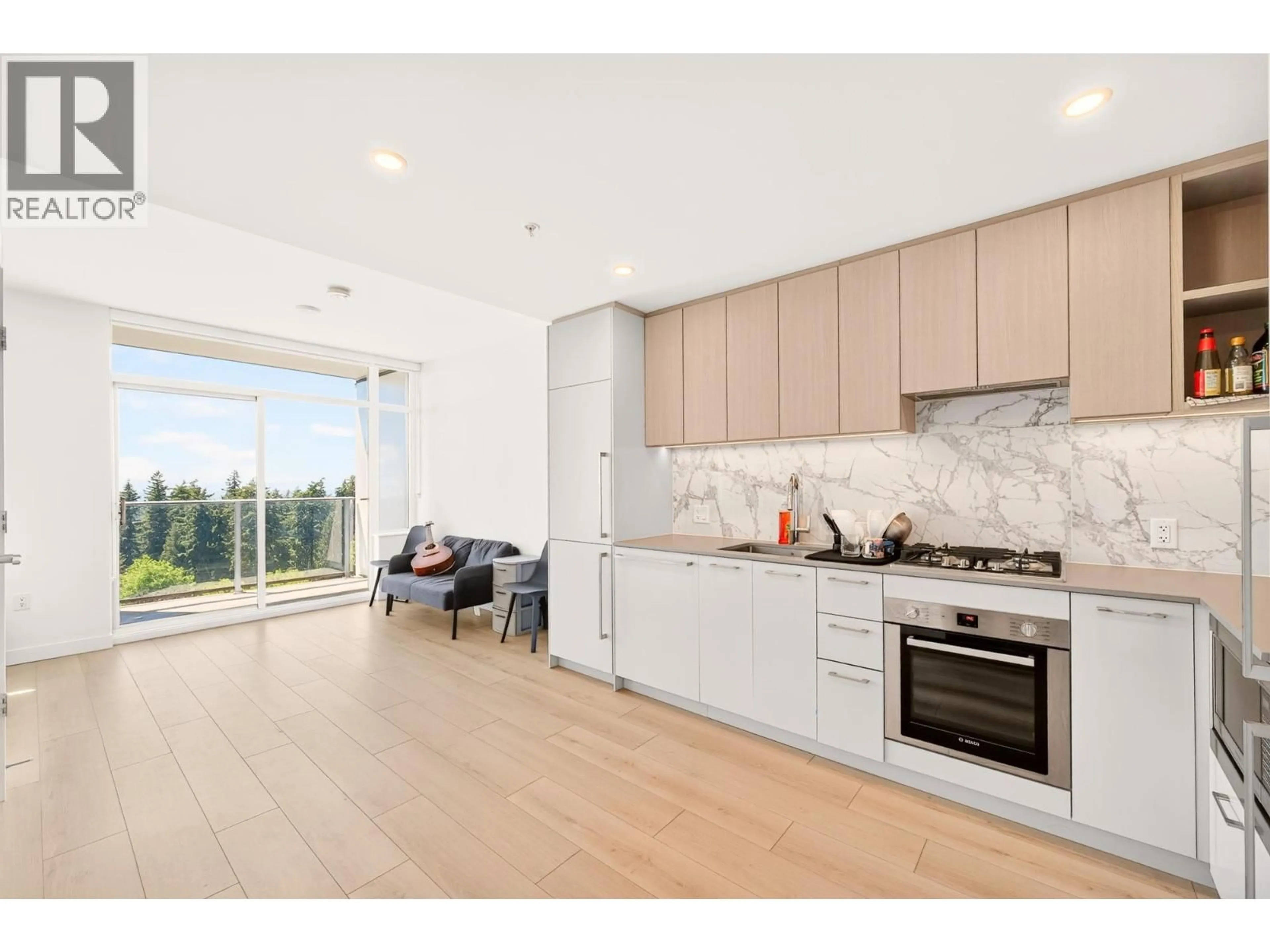 Open concept kitchen, unknown for 1303 - 6468 WILLINGDON AVENUE, Burnaby British Columbia V5H0L3