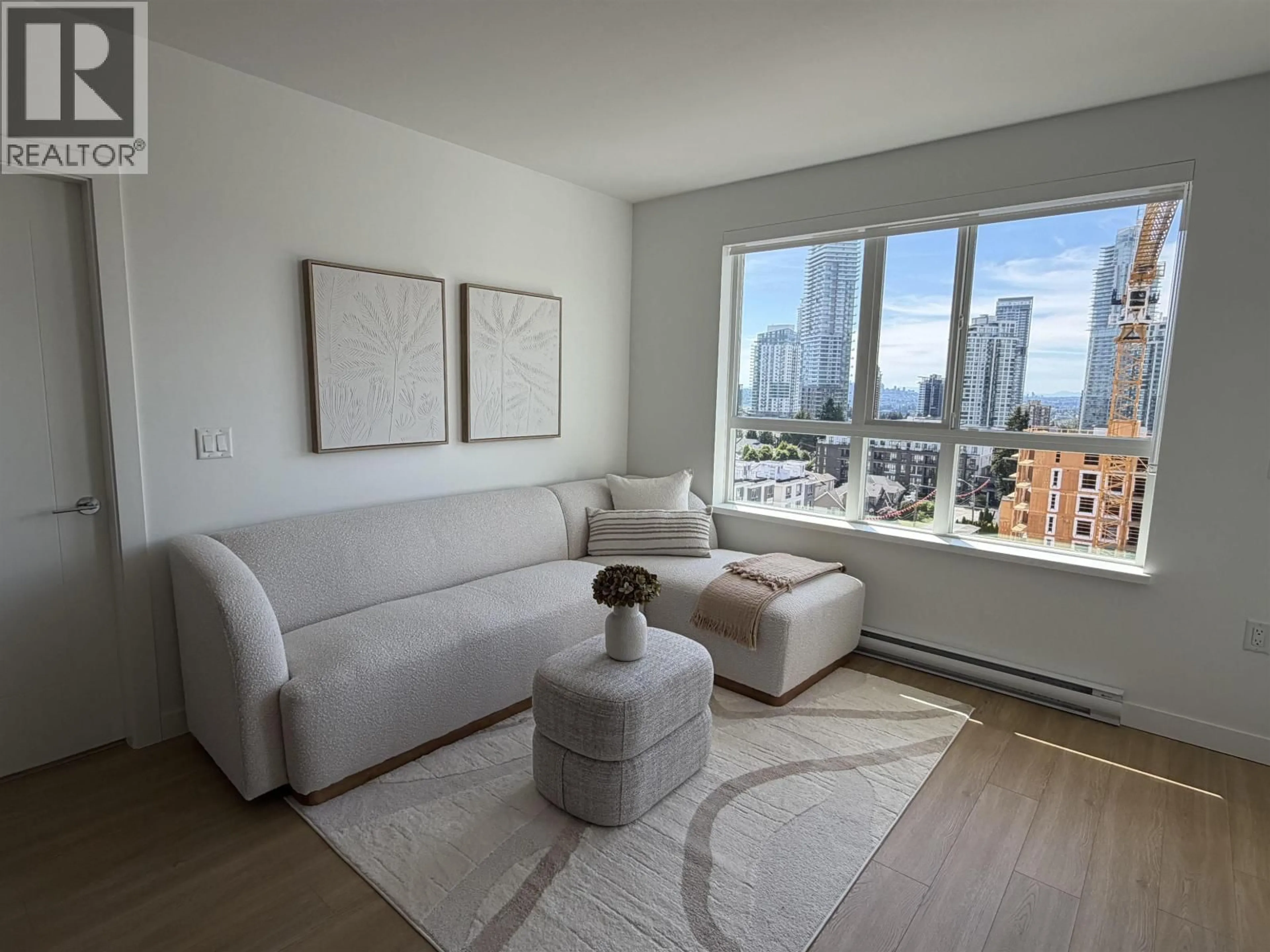 Living room with furniture, unknown for 603 - 723 GROVER AVENUE, Coquitlam British Columbia V3J0L9