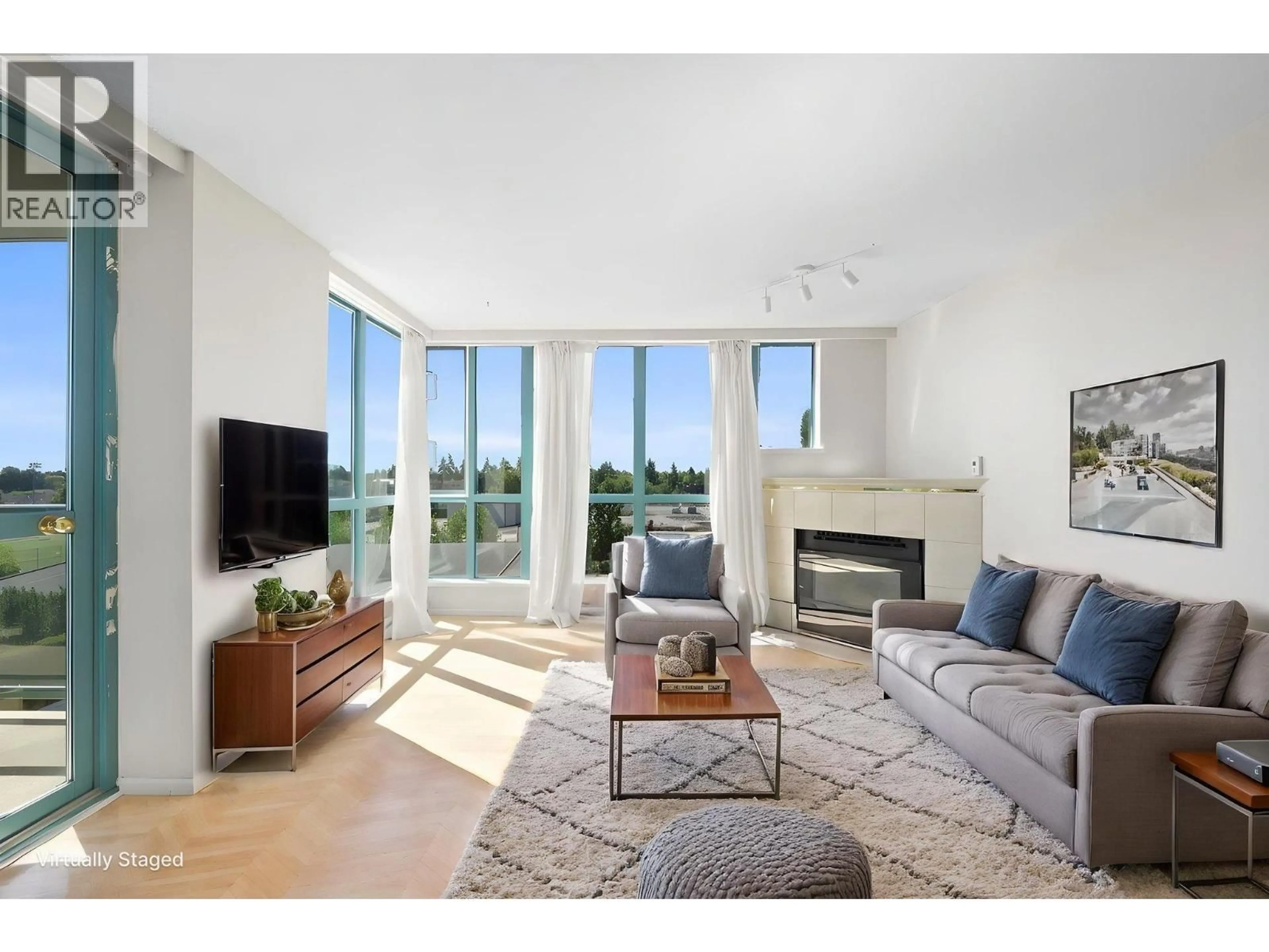 Living room with furniture, unknown for 701 - 7500 GRANVILLE AVENUE, Richmond British Columbia V6Y3Y6