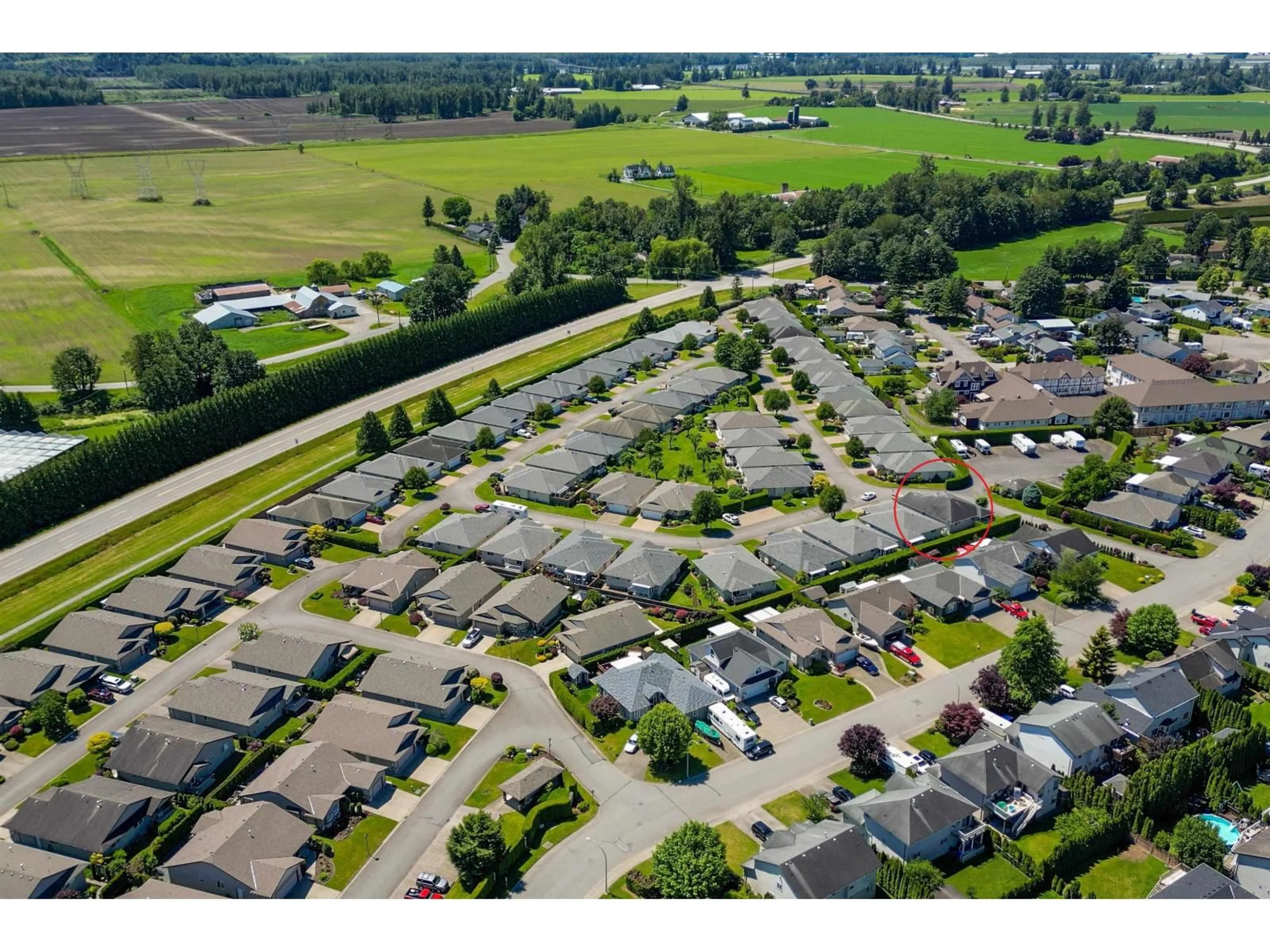 A pic from outside/outdoor area/front of a property/back of a property/a pic from drone, street for 72 - 7292 ELM ROAD, Agassiz British Columbia V0M1A2