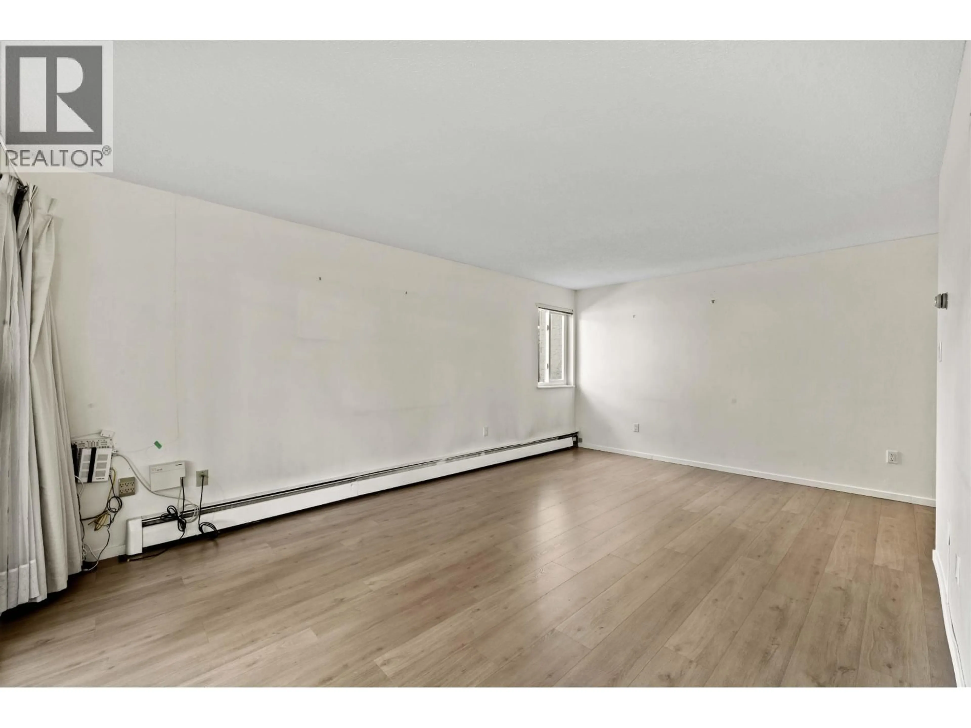 A pic of a room for 108 - 1420 8TH AVENUE, Vancouver British Columbia V5N1T4