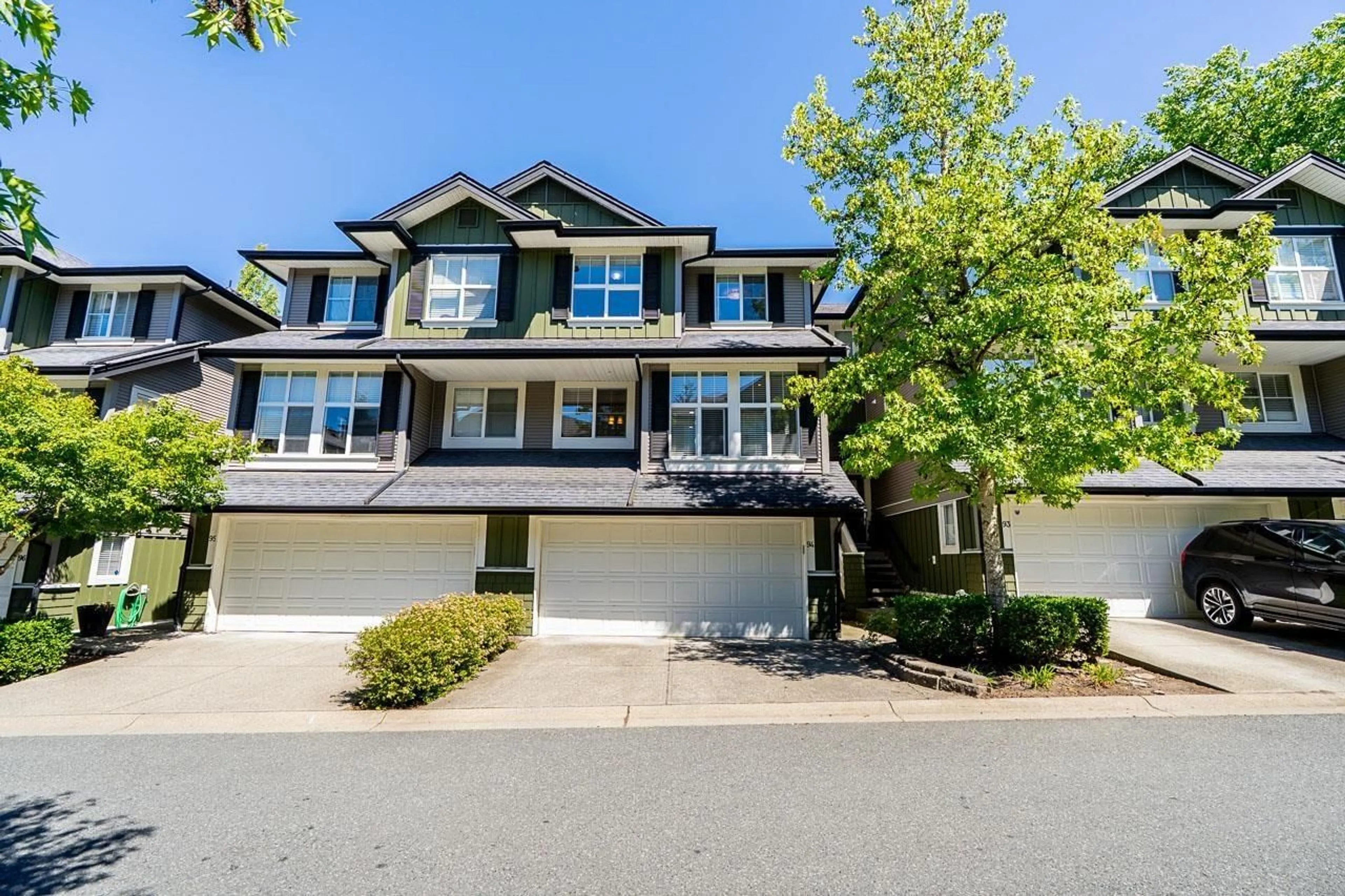 Unknown for 94 - 18199 70 AVENUE, Surrey British Columbia V3S2N9