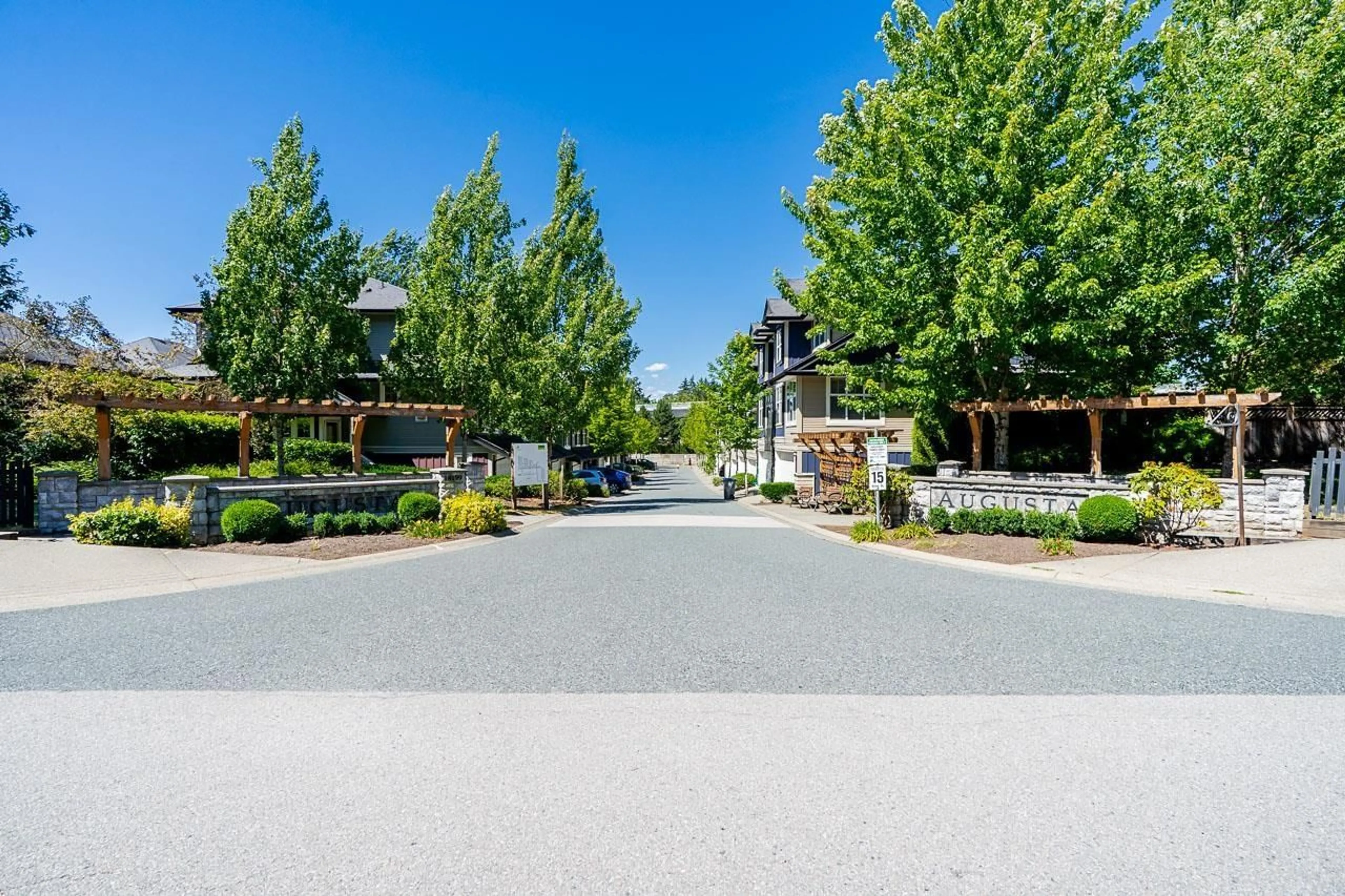 Patio, street for 94 - 18199 70 AVENUE, Surrey British Columbia V3S2N9