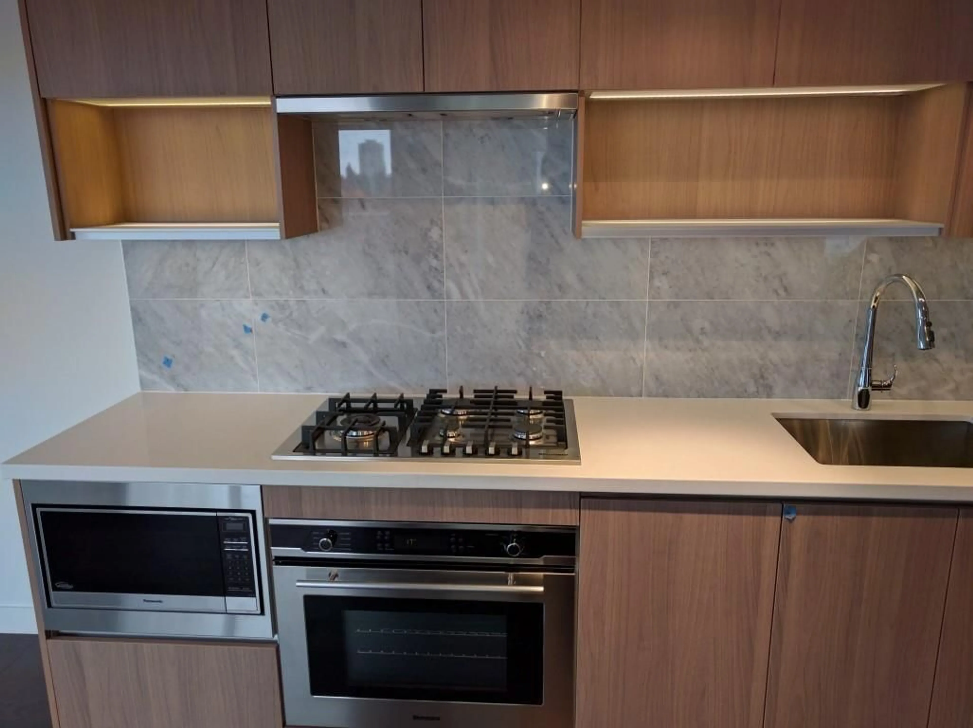 Standard kitchen, unknown for 809 - 13750 100 AVENUE, Surrey British Columbia V3T0L3