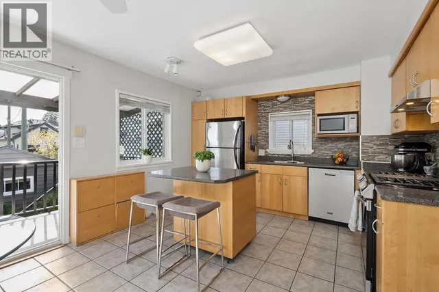 4344 SKEENA STREET, Vancouver 2